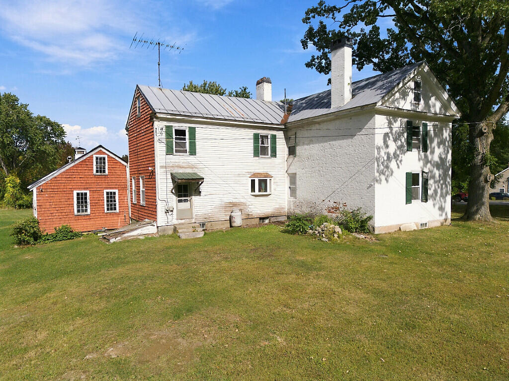323 Augusta Road Property Photo 5
