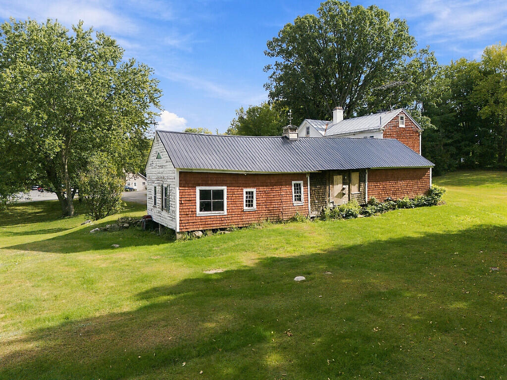 323 Augusta Road Property Photo 8