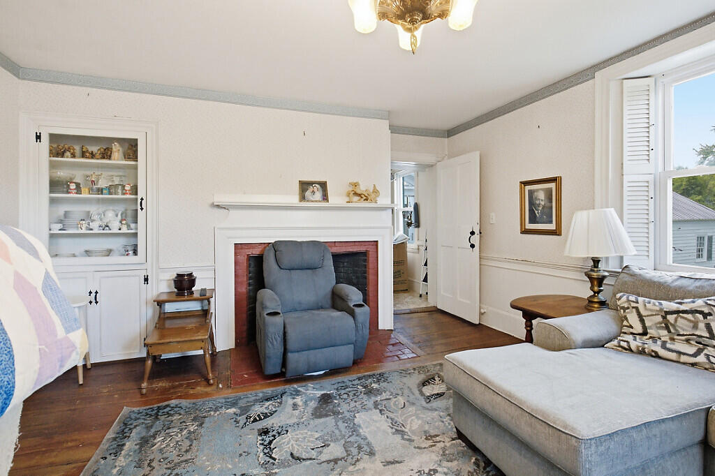 323 Augusta Road Property Photo 15