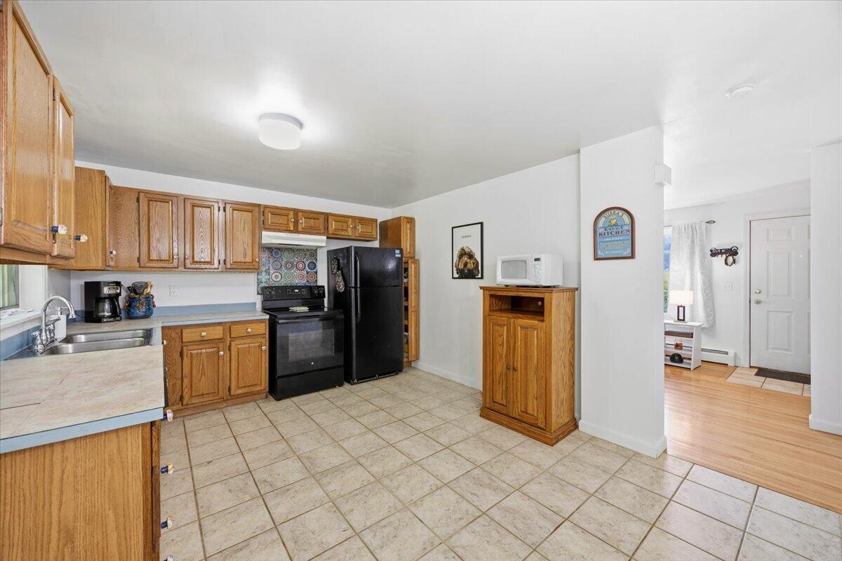 7 Meagans Way 1 Property Photo 11