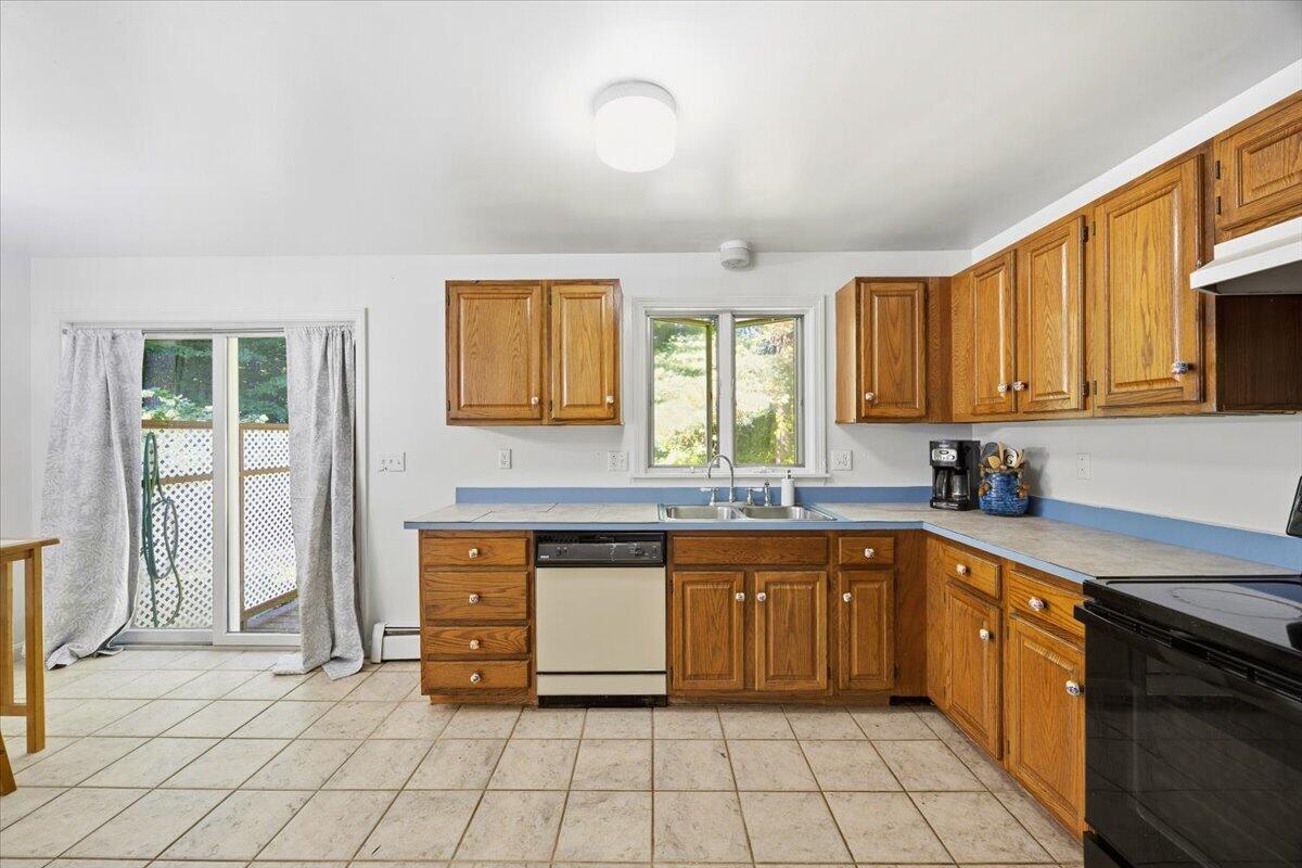 7 Meagans Way 1 Property Photo 12