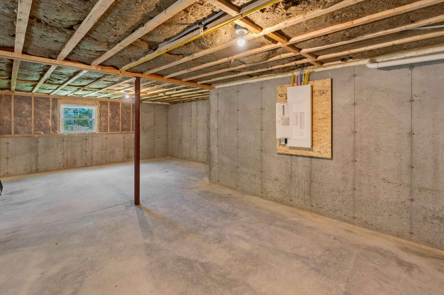 12 Berry Avenue Property Photo 16