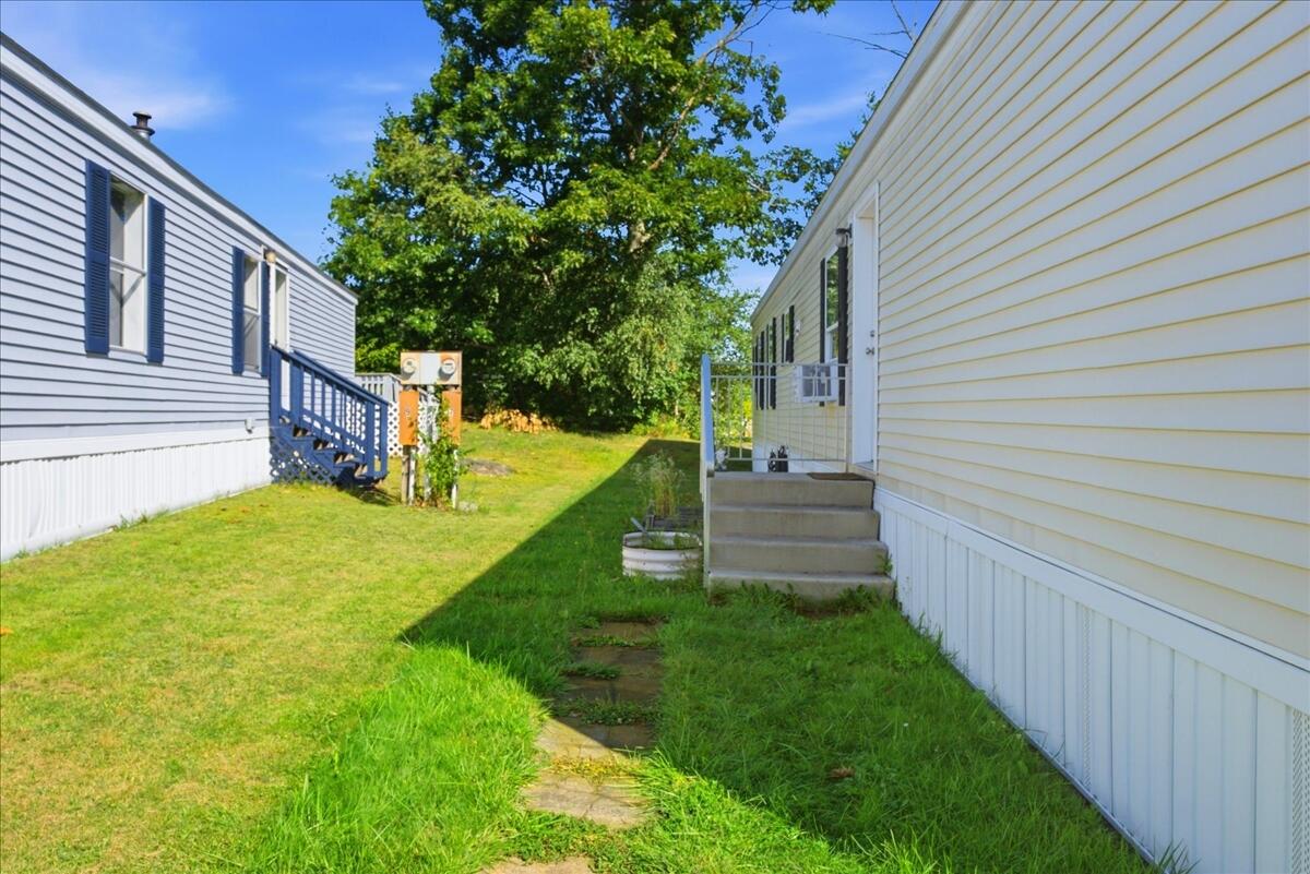 7 Autumn Lane Property Photo 8