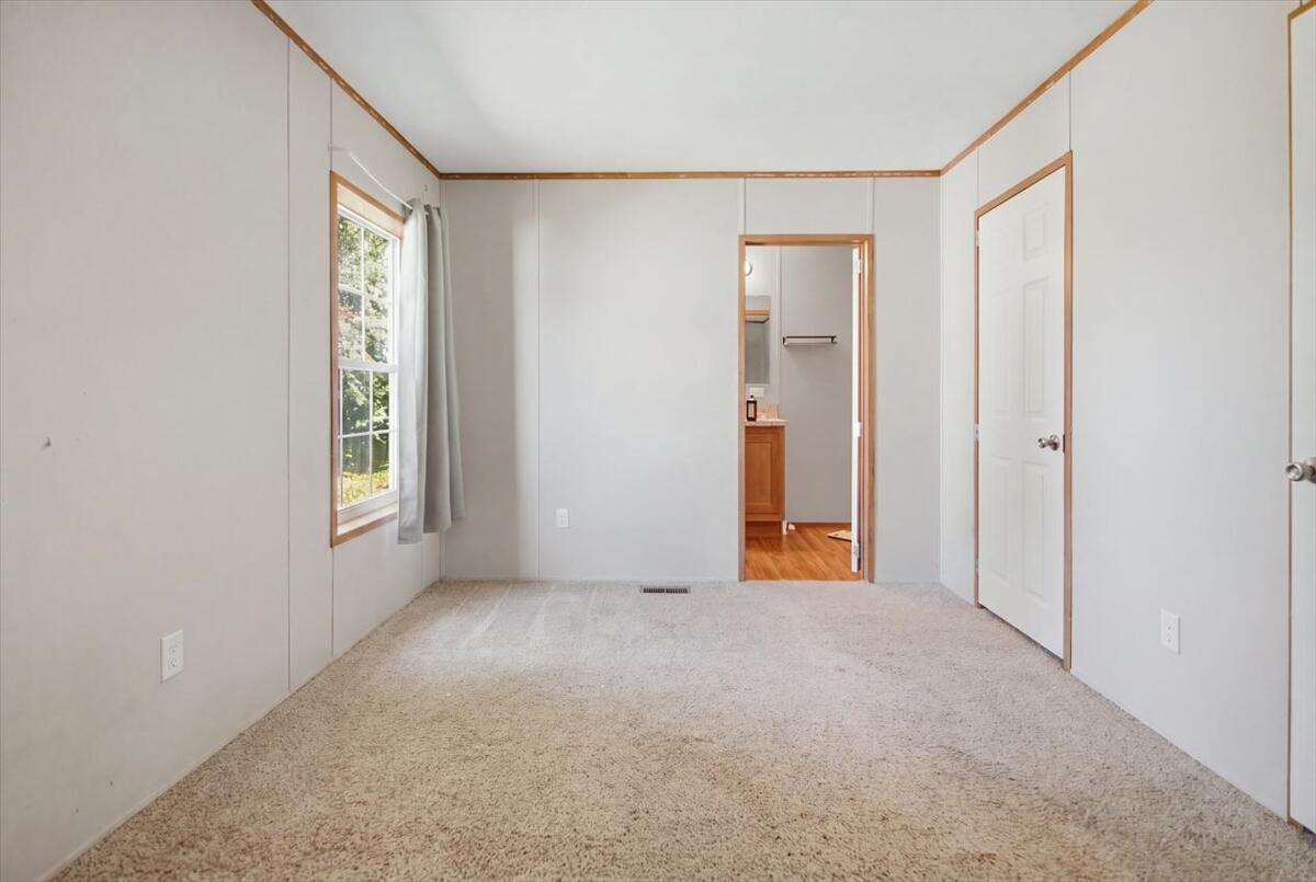 7 Autumn Lane Property Photo 22