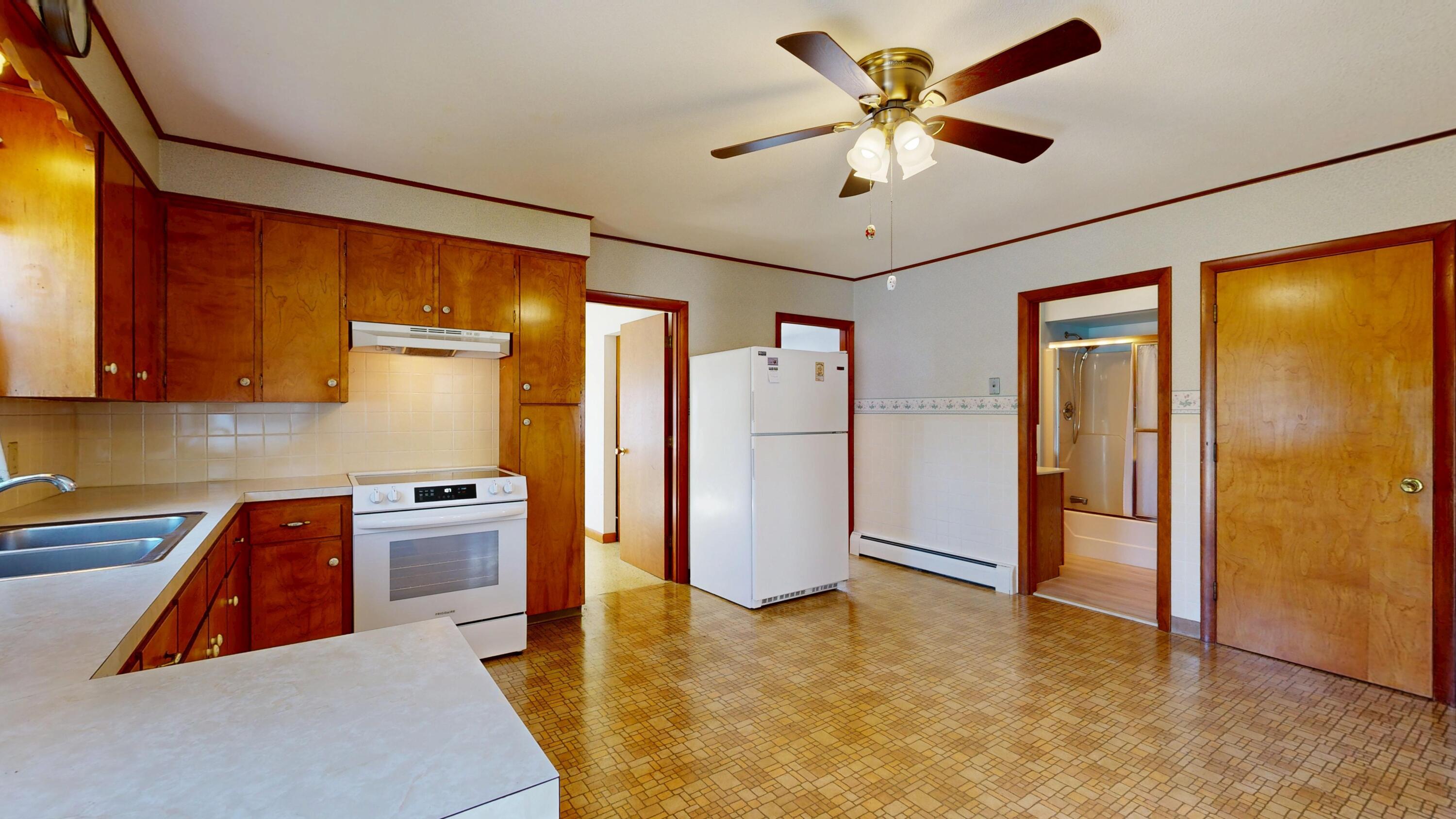 63 Morse Avenue Property Photo 7