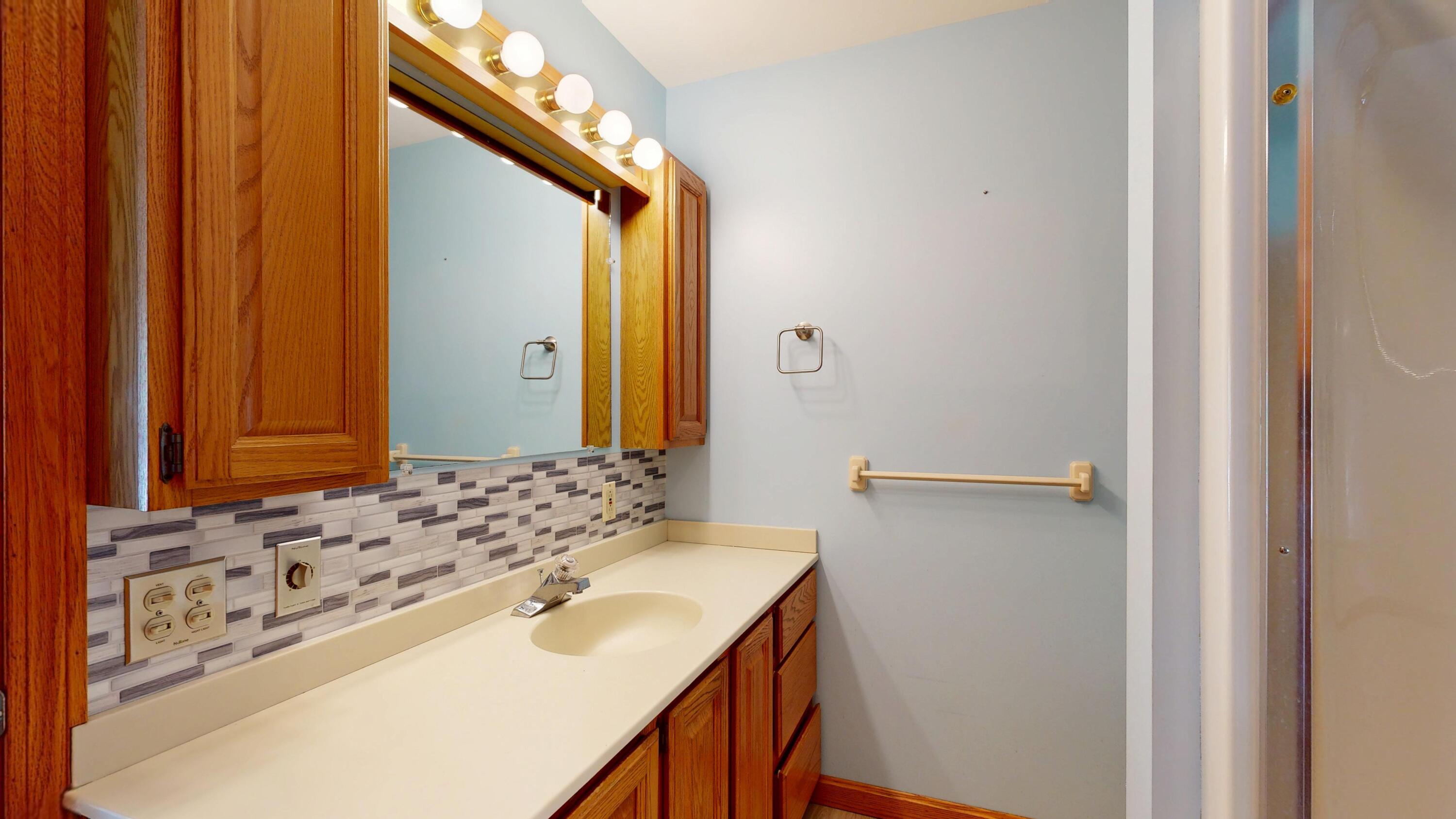 63 Morse Avenue Property Photo 18