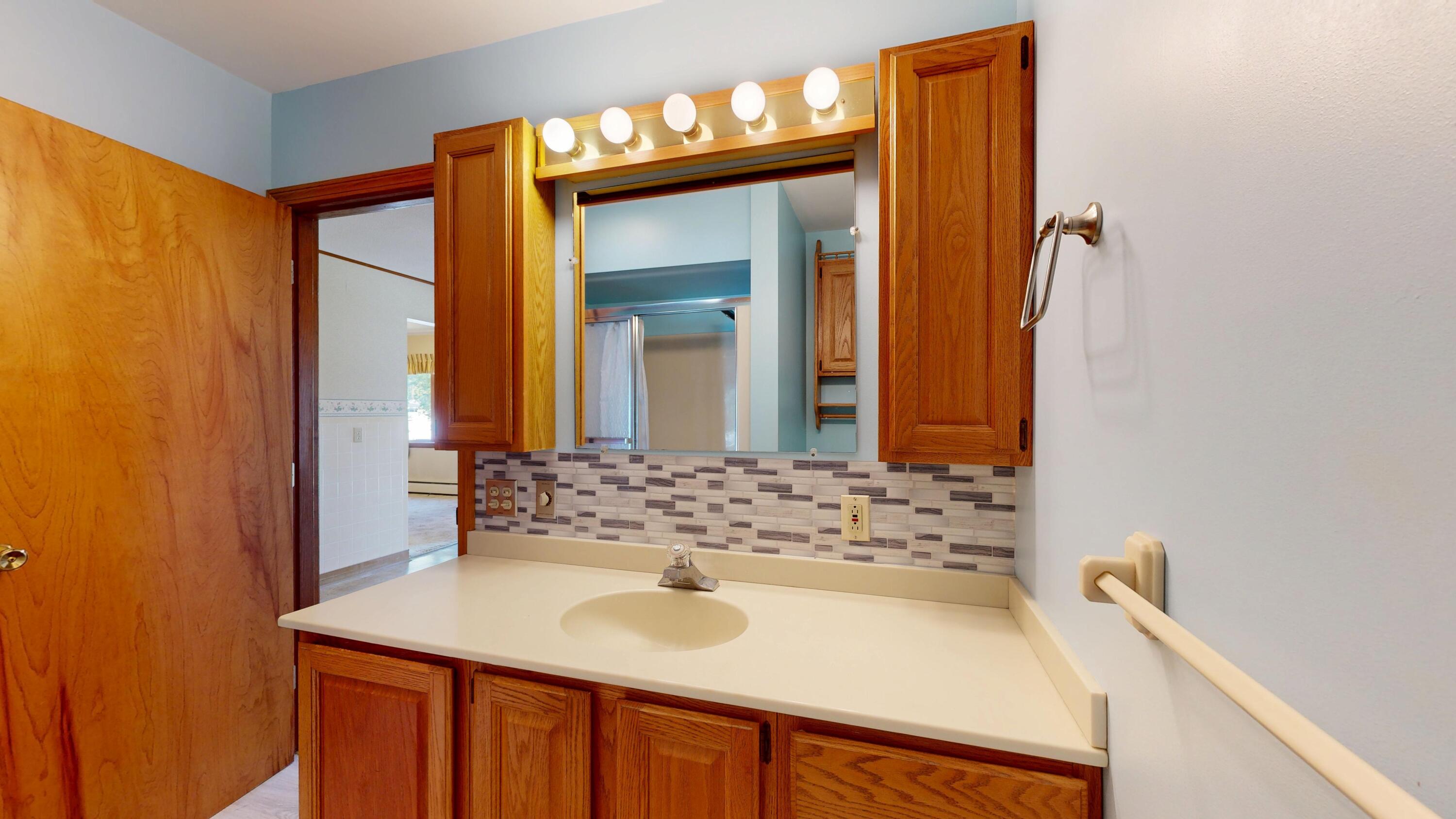 63 Morse Avenue Property Photo 19
