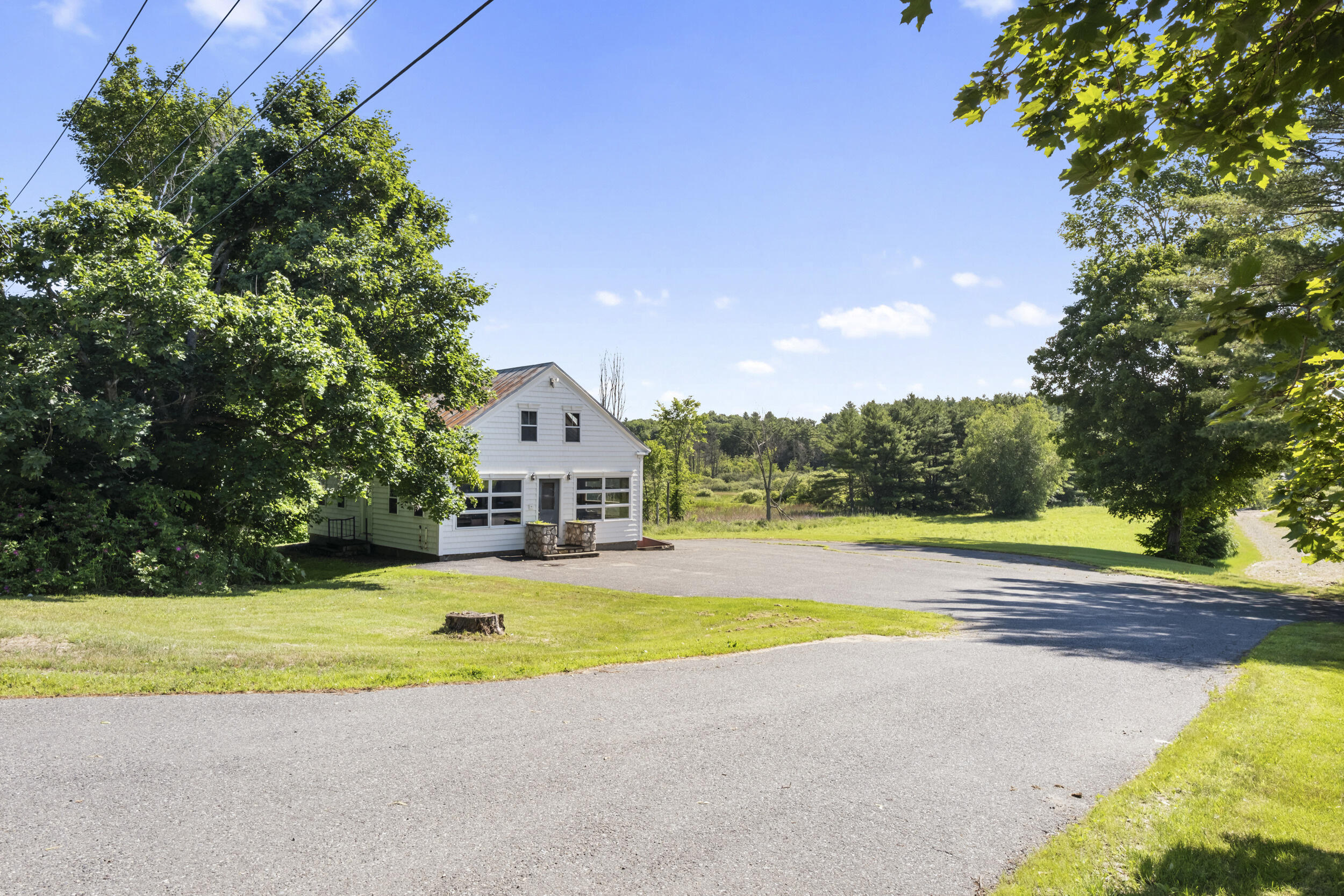 130 Windsor Road Property Photo 9