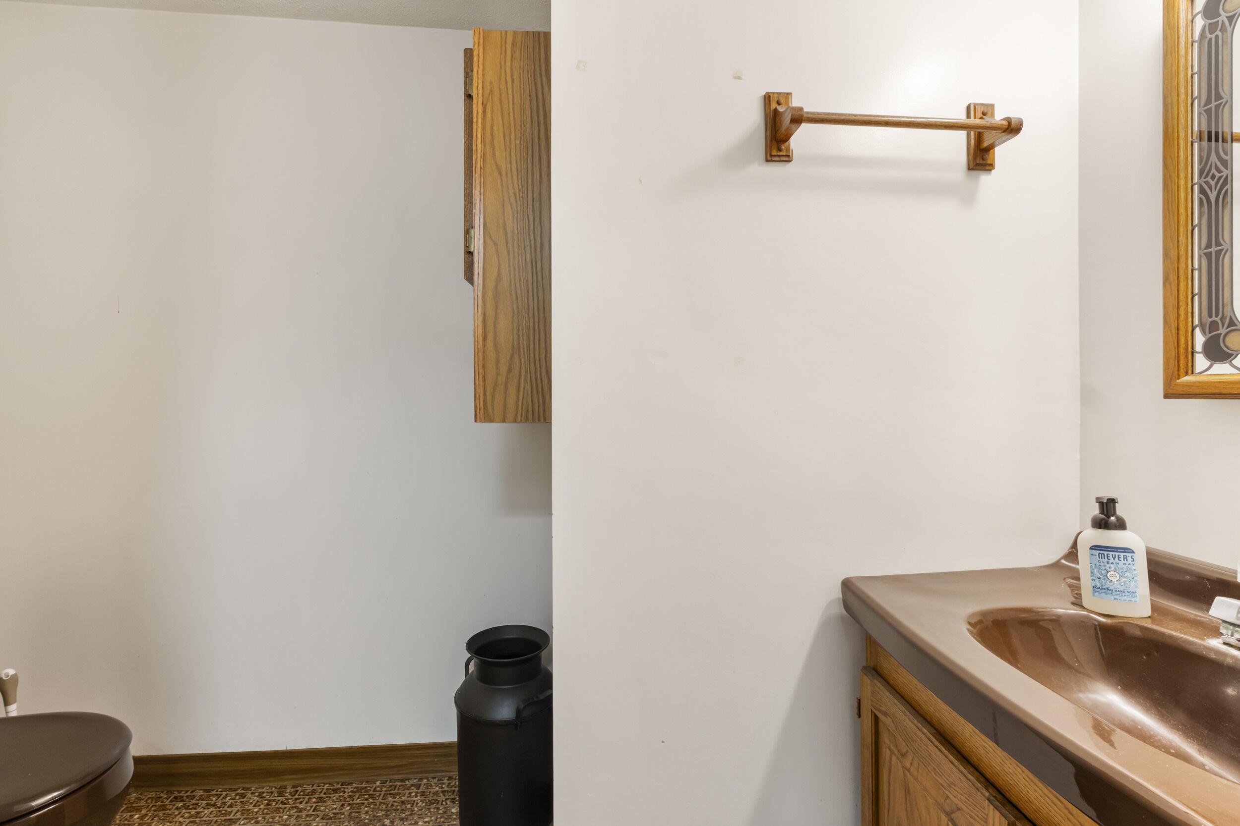 130 Windsor Road Property Photo 17