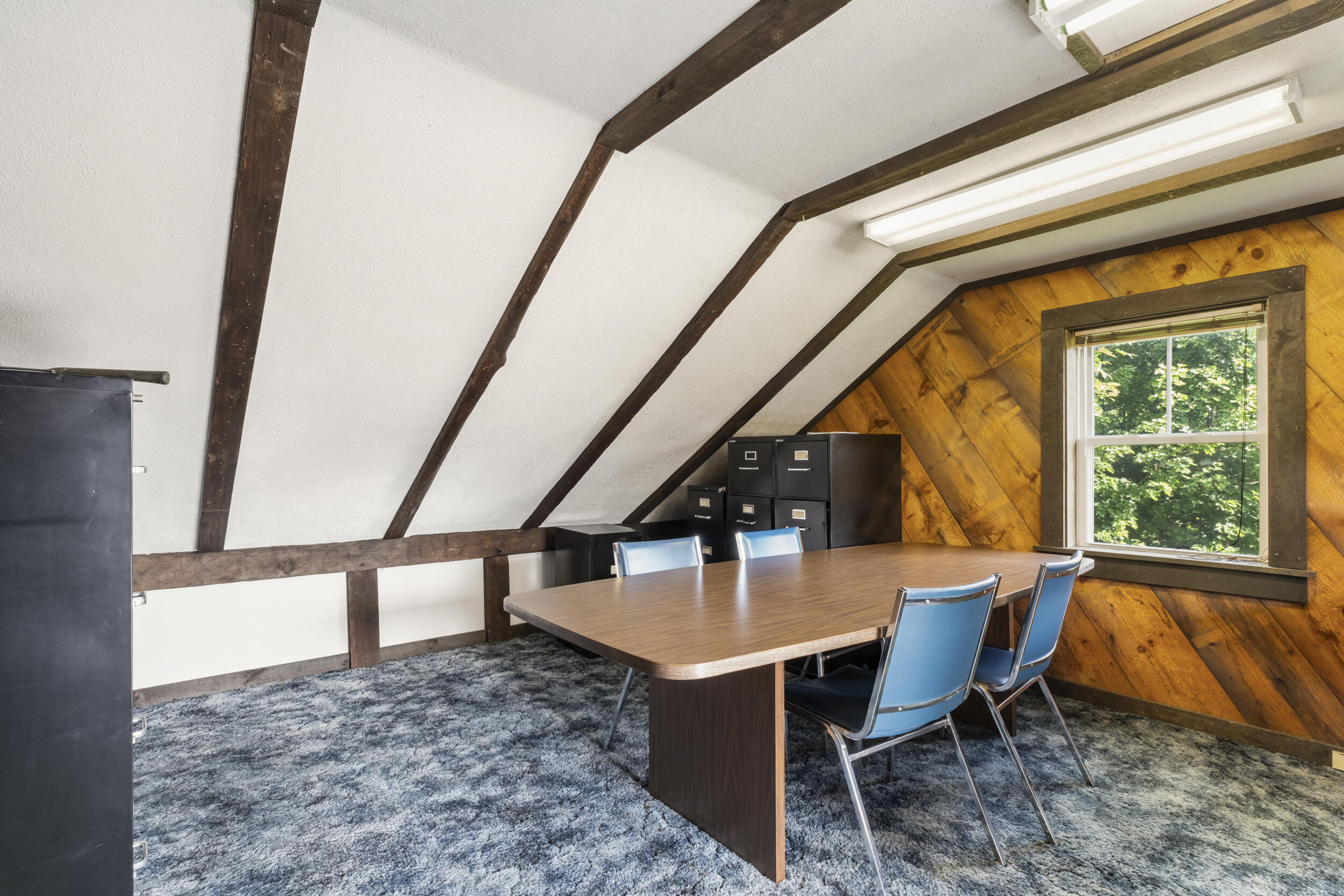 130 Windsor Road Property Photo 24