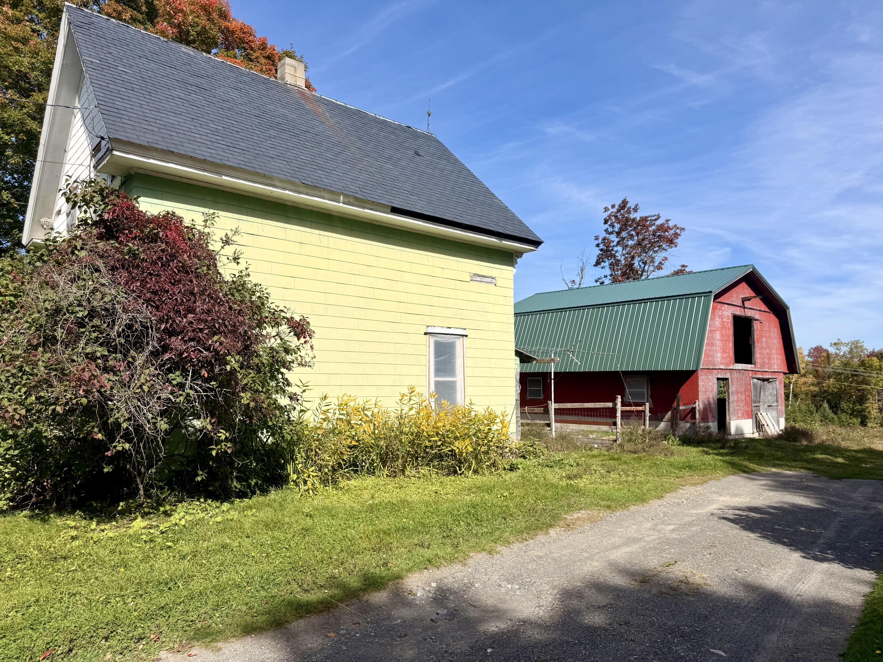 31 Elliotsville Road Property Photo 1