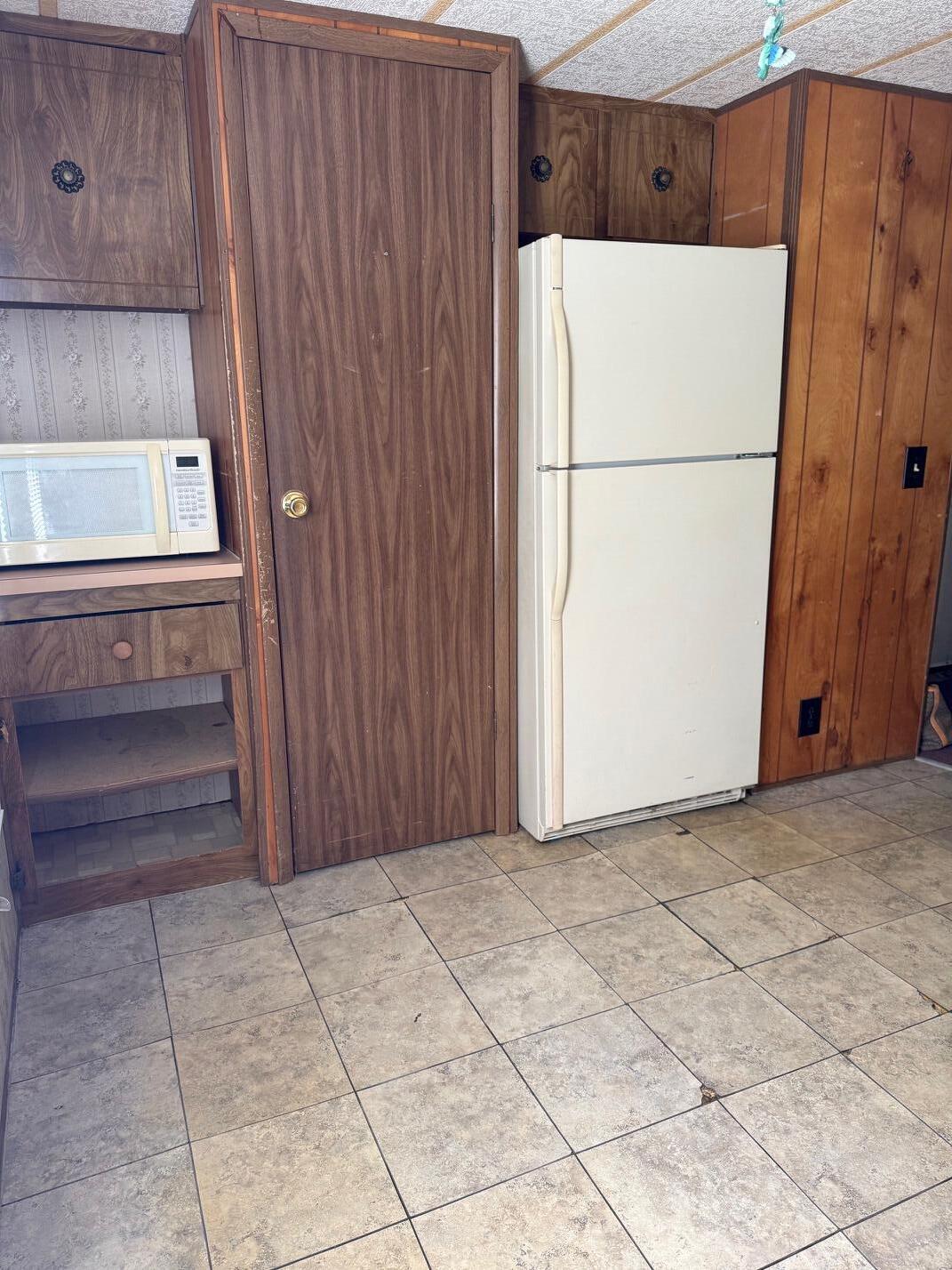 81 Sparrow Drive Property Photo 6