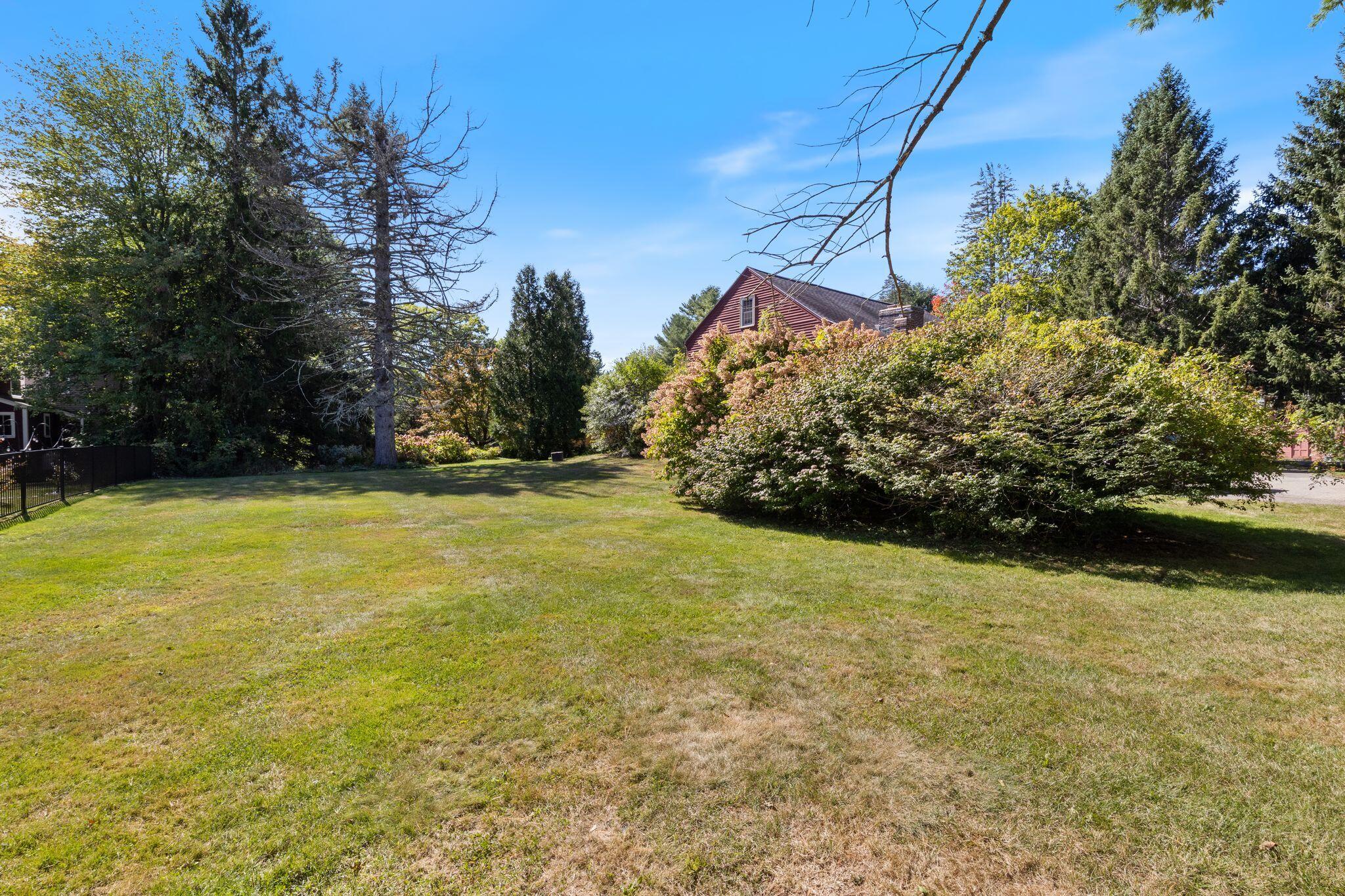 2 Plummer Lane Property Photo 44