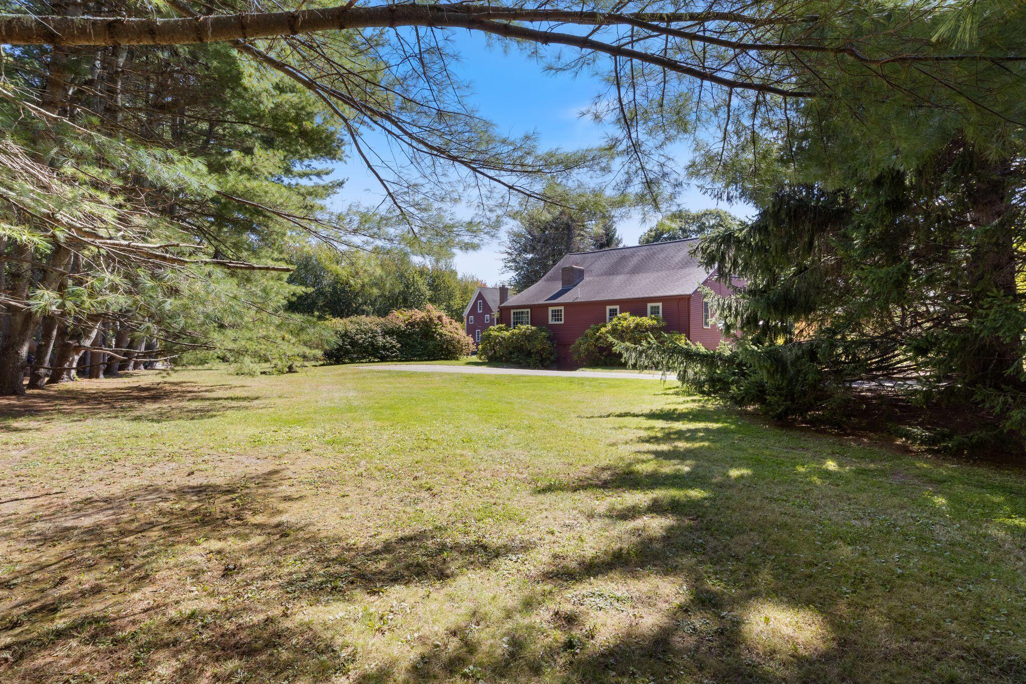 2 Plummer Lane Property Photo 45