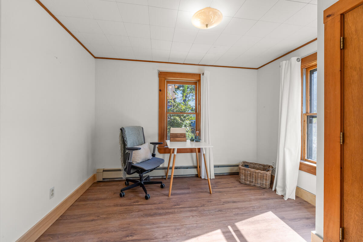 16 Meadow Street Property Photo 8