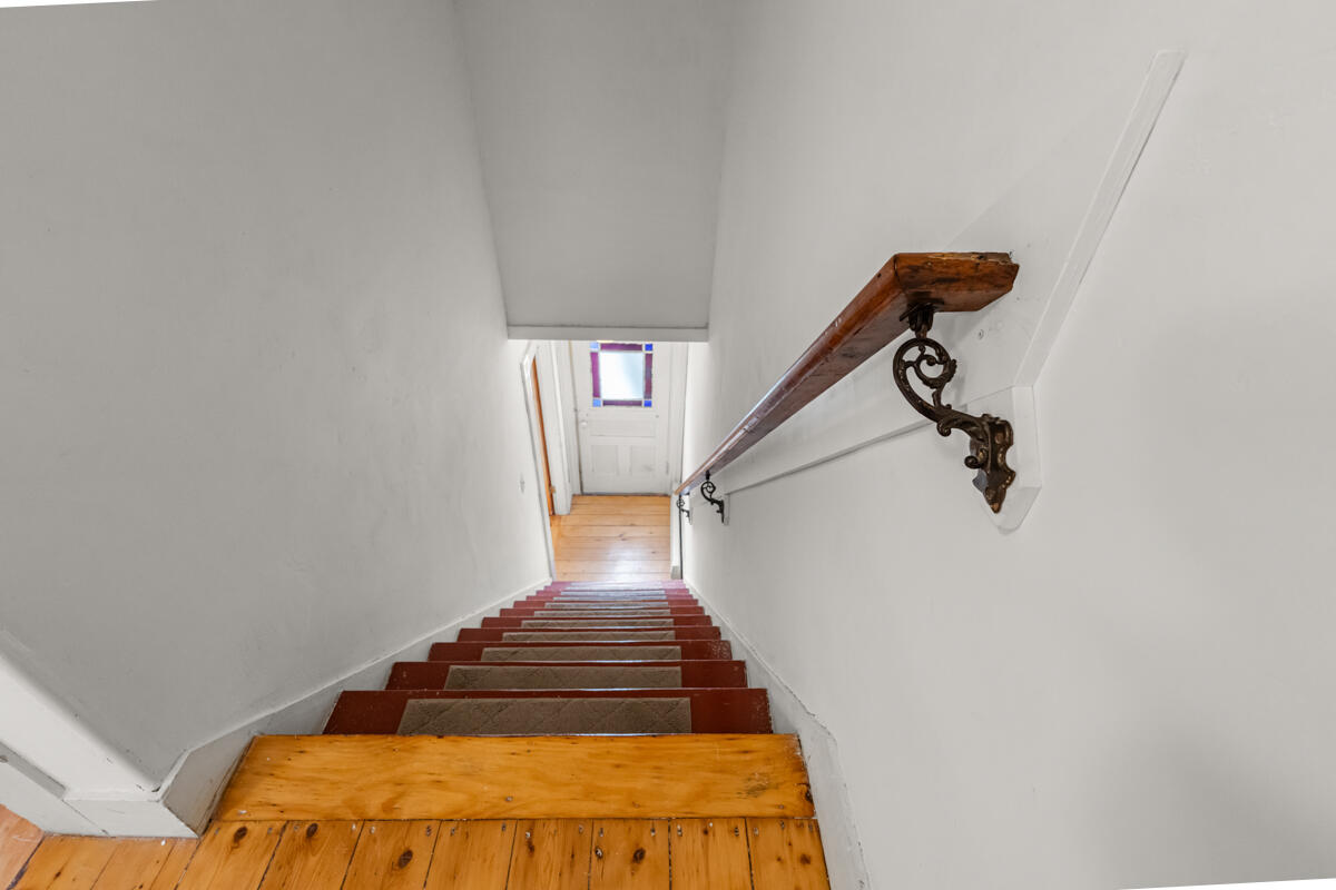 16 Meadow Street Property Photo 11