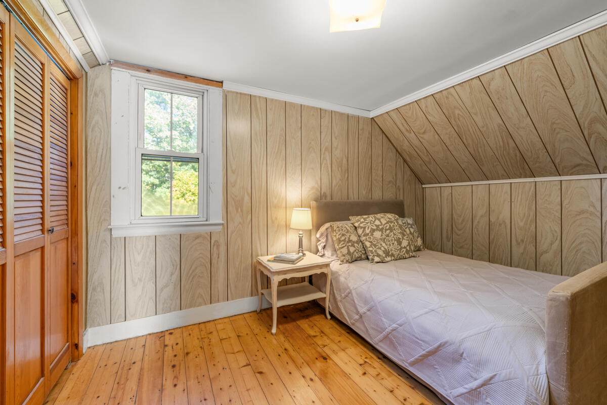 16 Meadow Street Property Photo 15