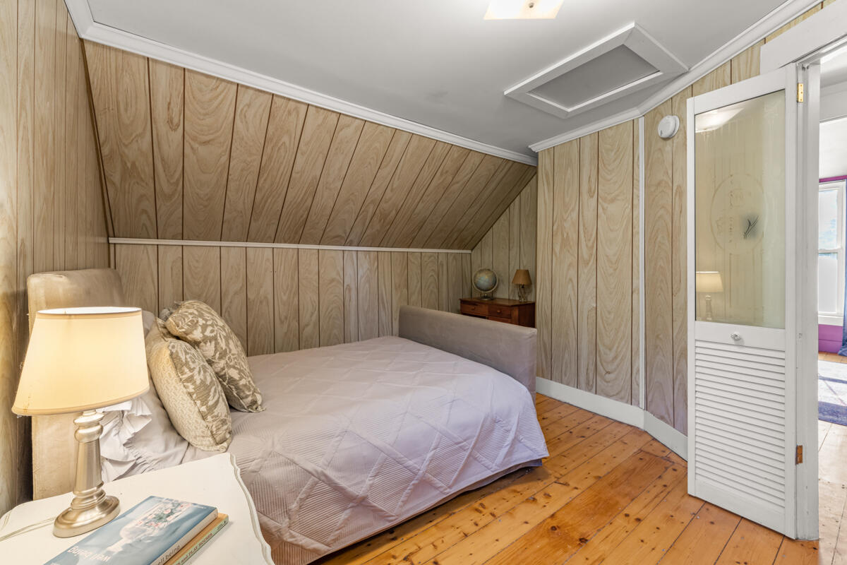 16 Meadow Street Property Photo 16