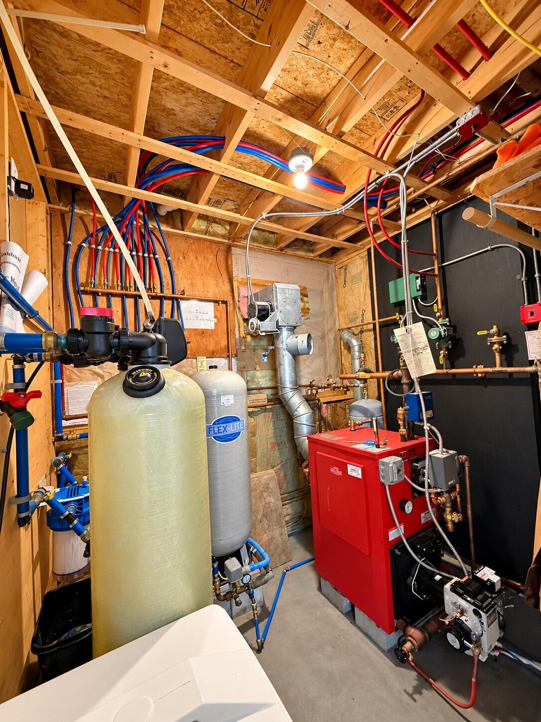33 Harmon Road Property Photo 83
