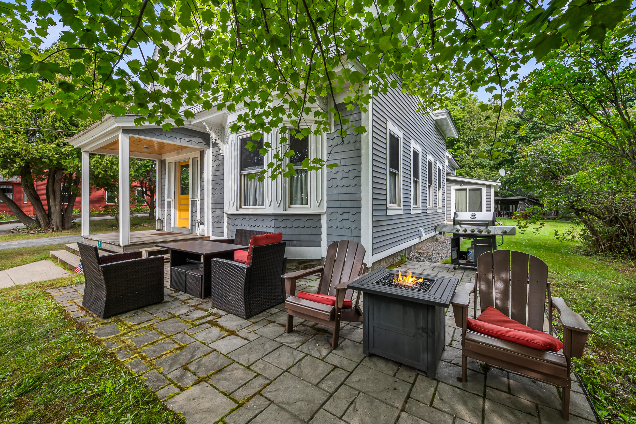 5 Pleasant Street Property Photo 3