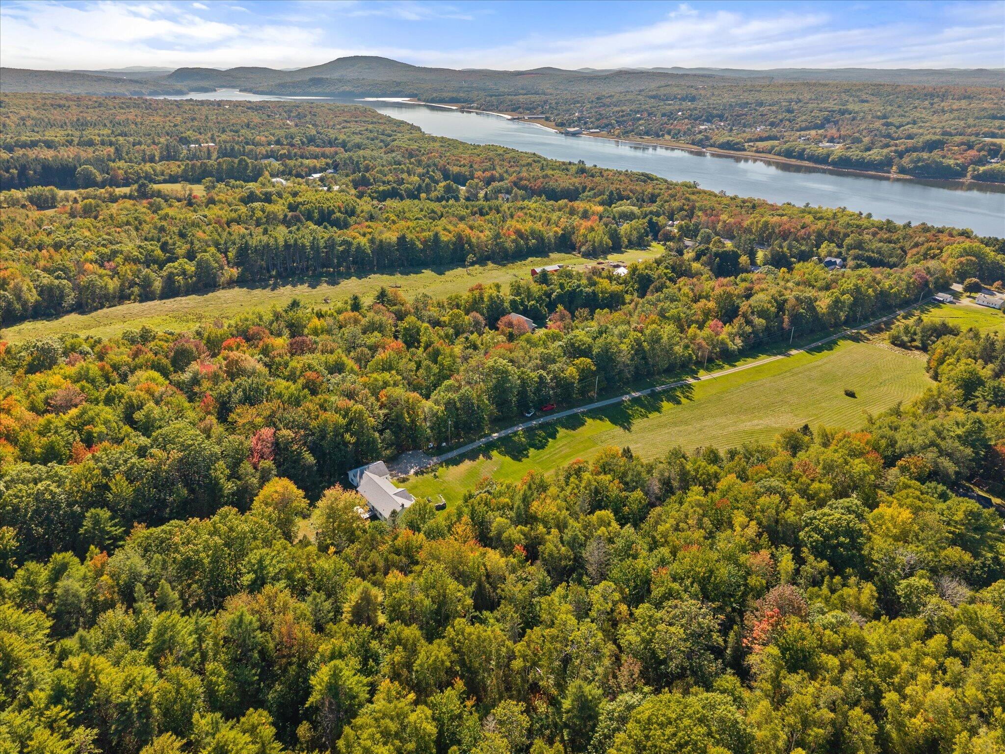 1113 River Road Property Photo 5