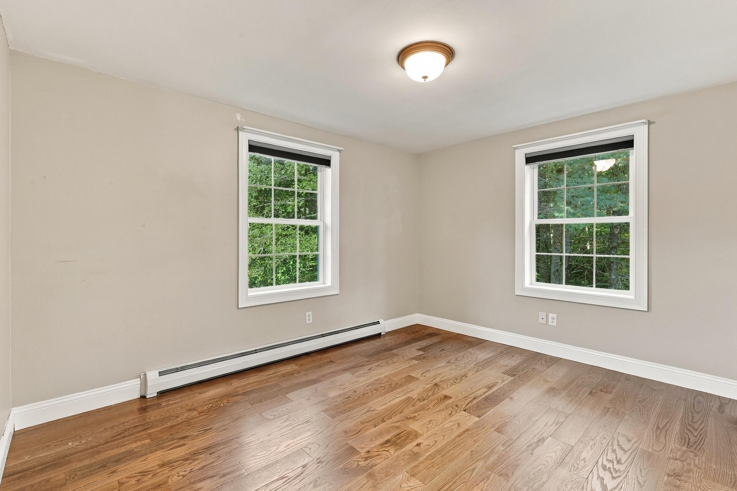 390 Maple Street Property Photo 20