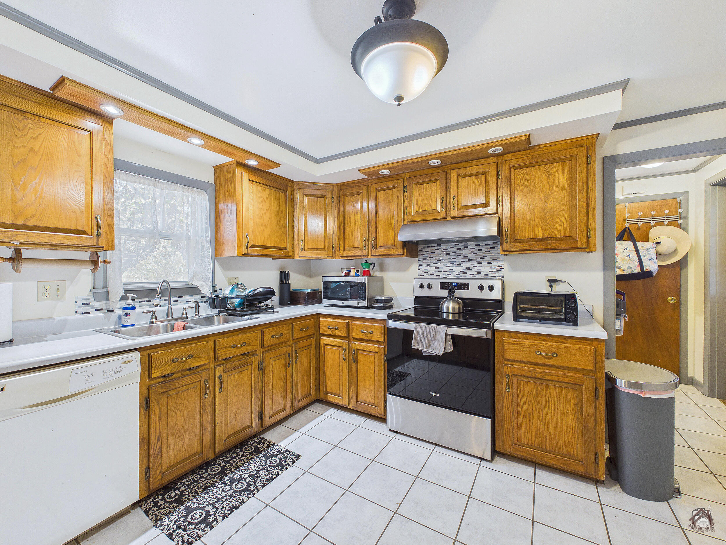 9 Cedar Street Property Photo 13
