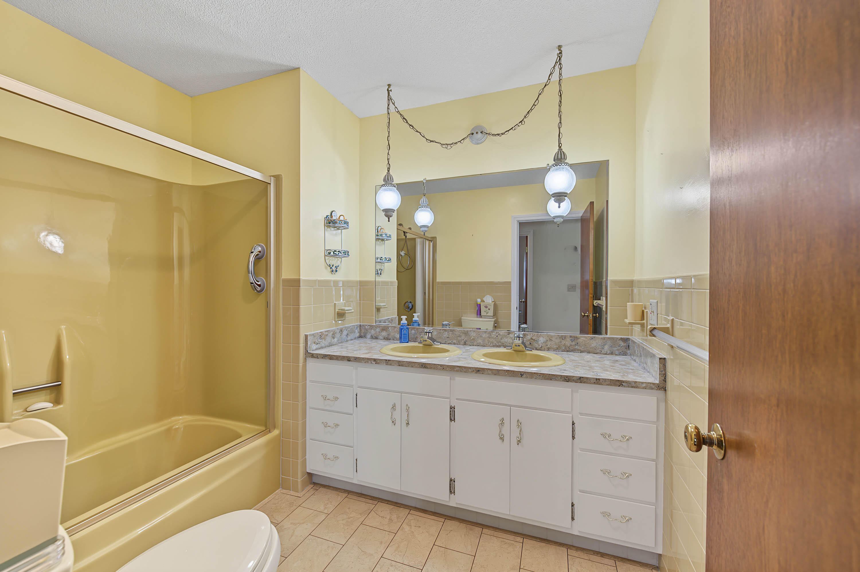 19 Bonnallie Avenue Property Photo 30