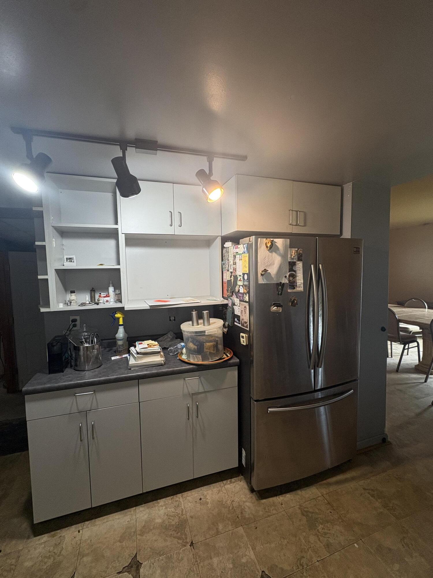 20 Corliss Street Property Photo 11