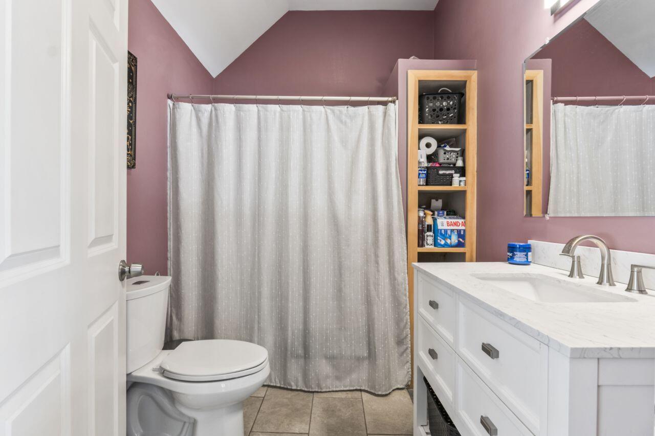 12 Middlesex Road Property Photo 20