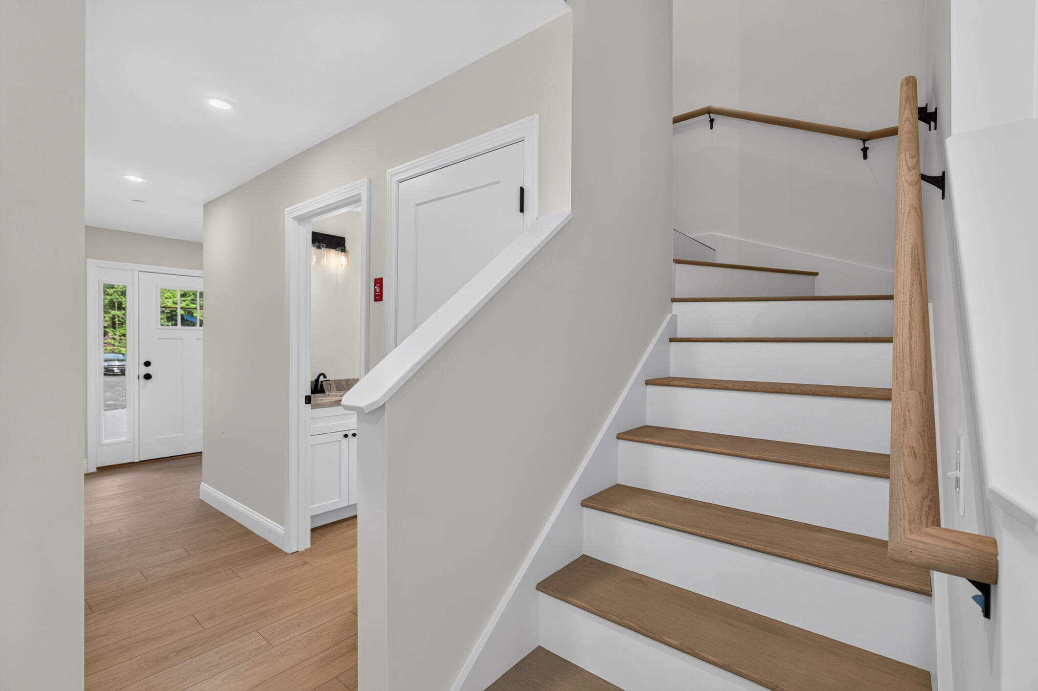 14b Coppice Grove Drive B Property Photo 9
