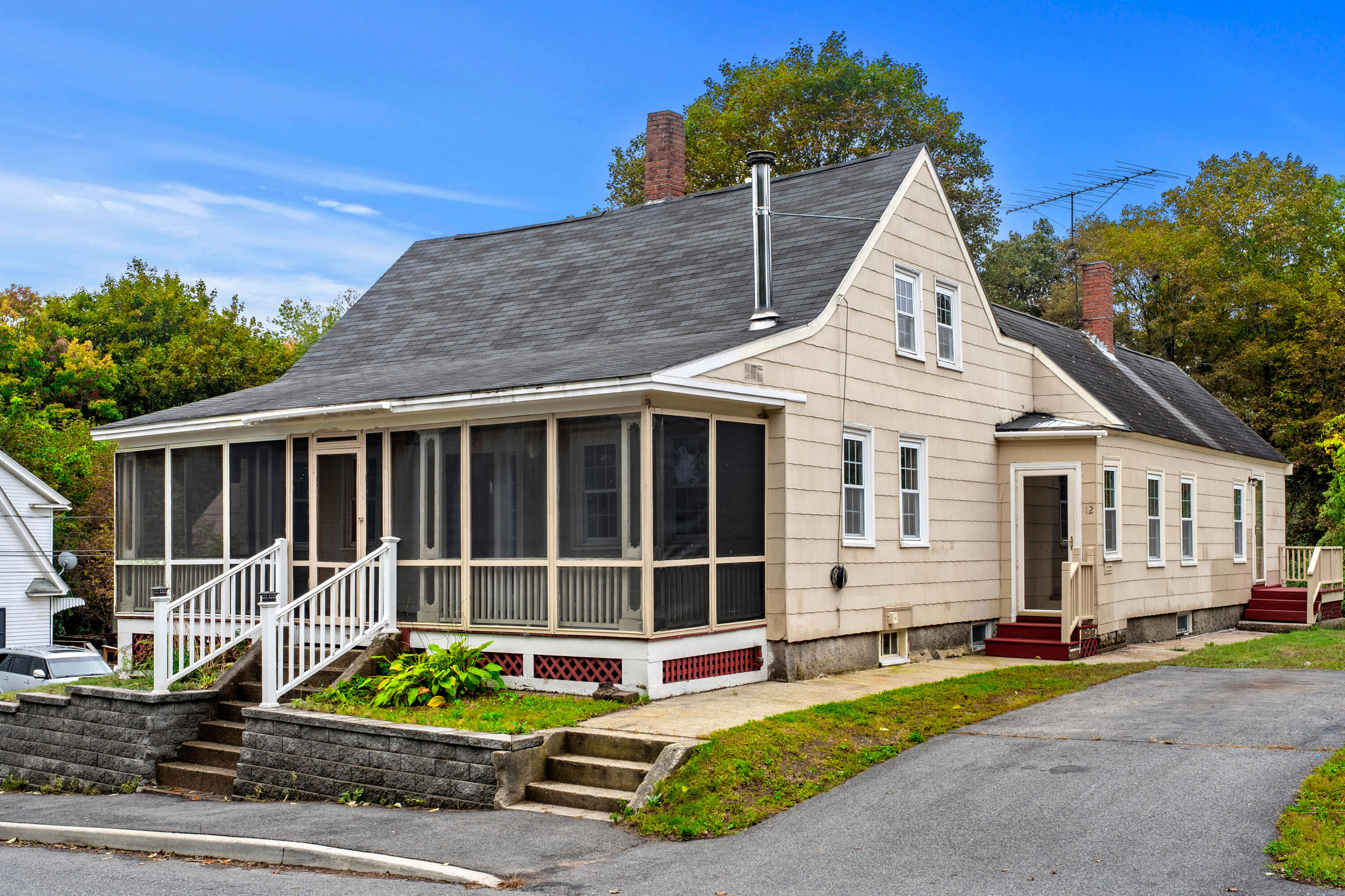 12 Berwick Avenue Property Photo 1