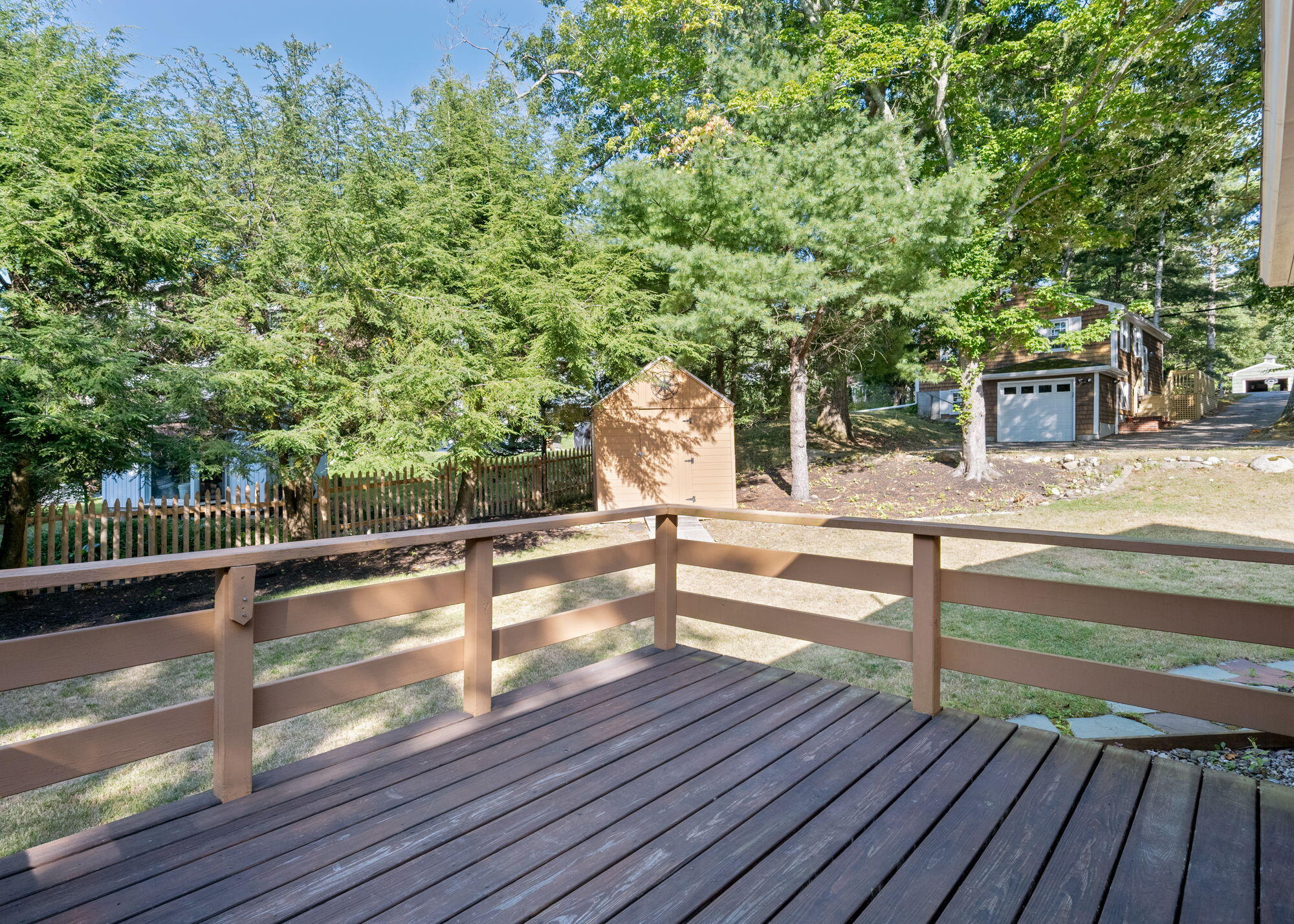 9 Elmwood Avenue Property Photo 13