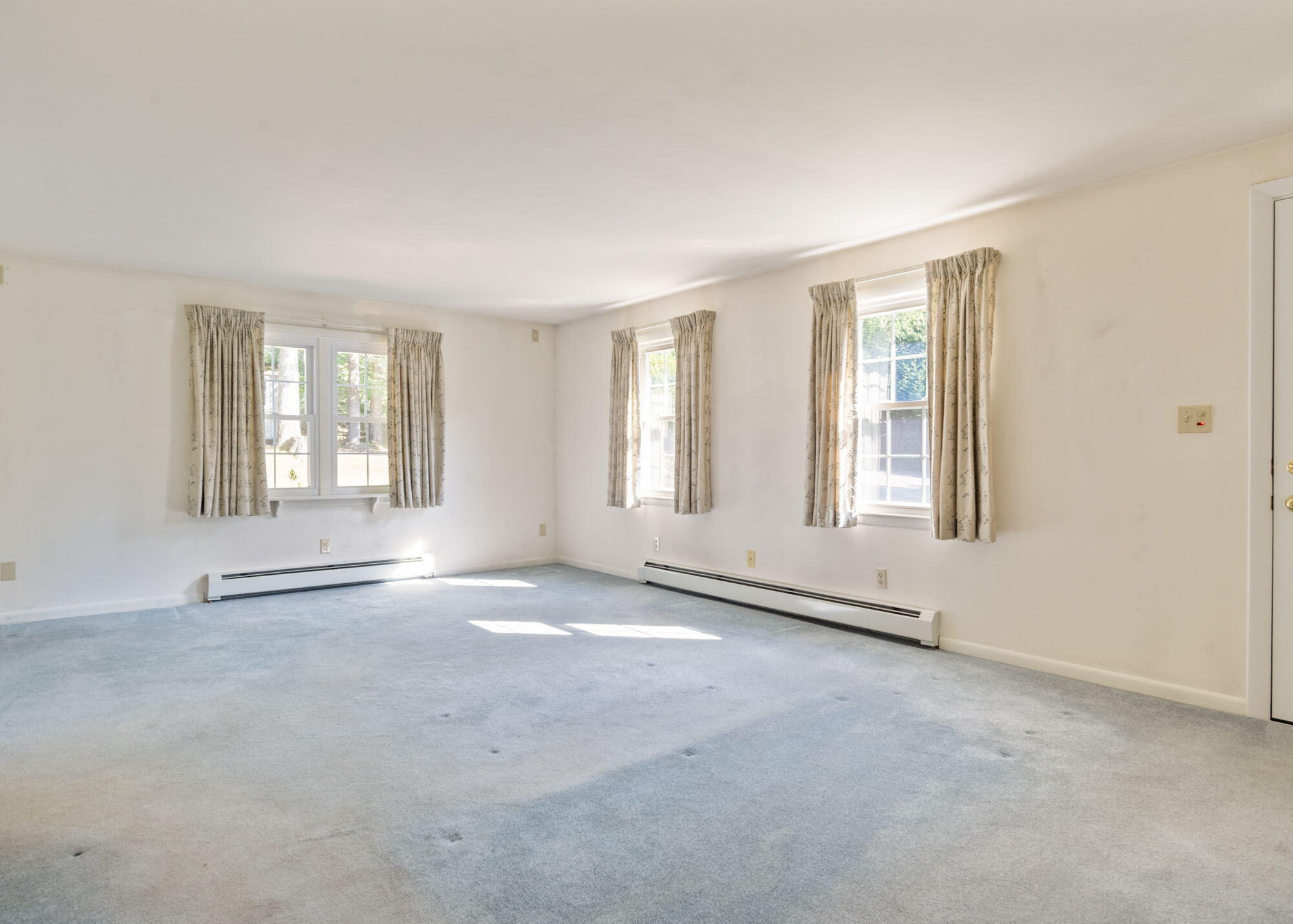 9 Elmwood Avenue Property Photo 17