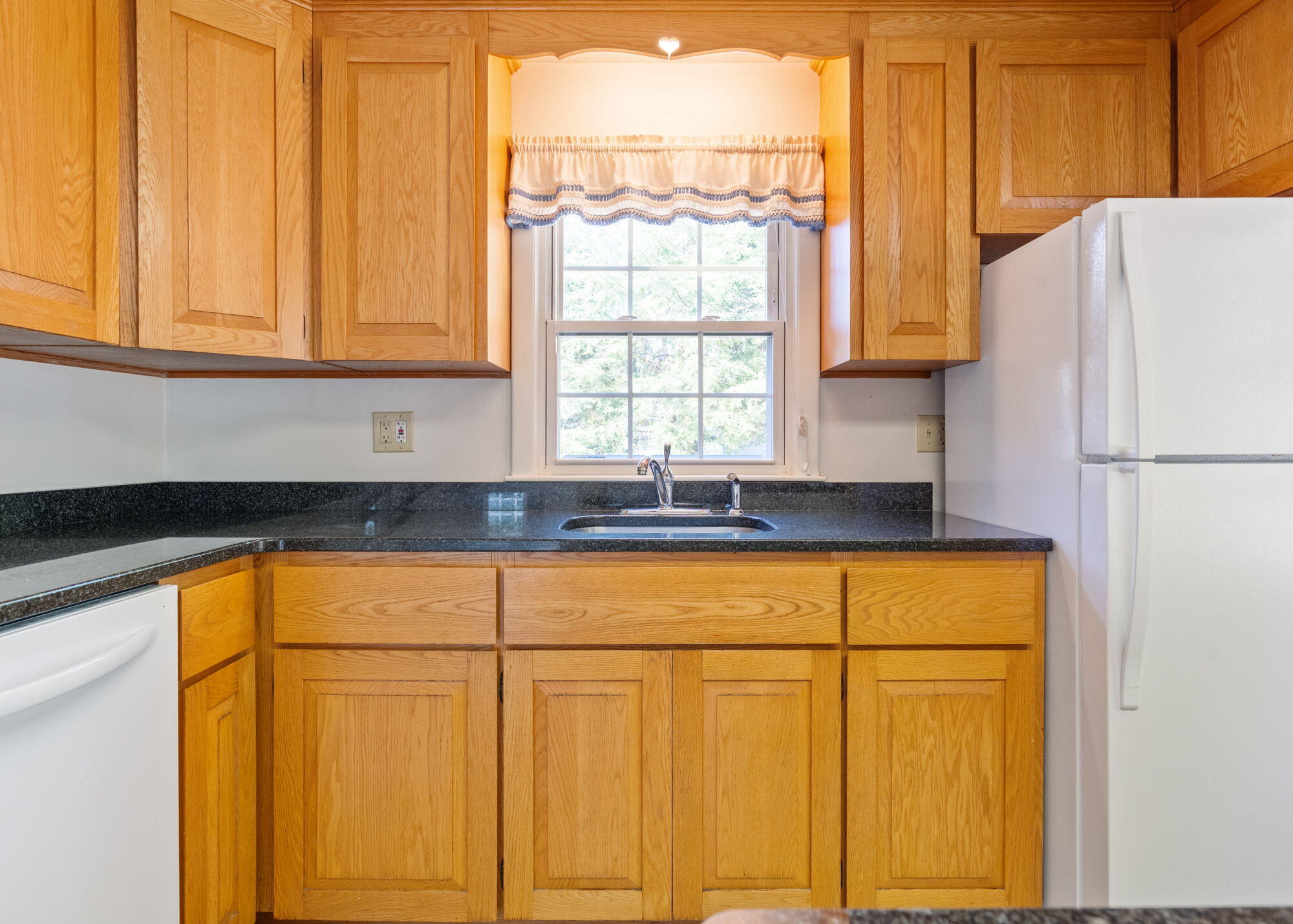 9 Elmwood Avenue Property Photo 22