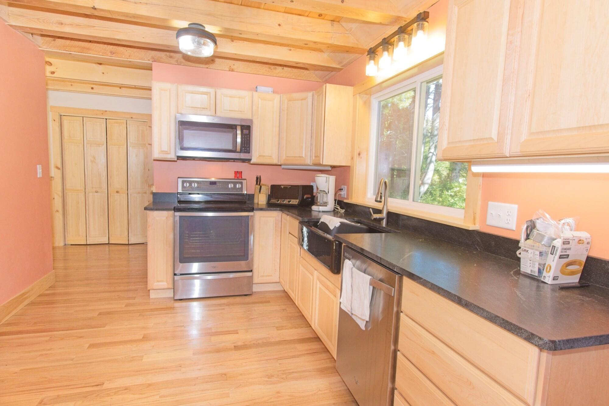 220 W Andrews Hill Road Property Photo 12