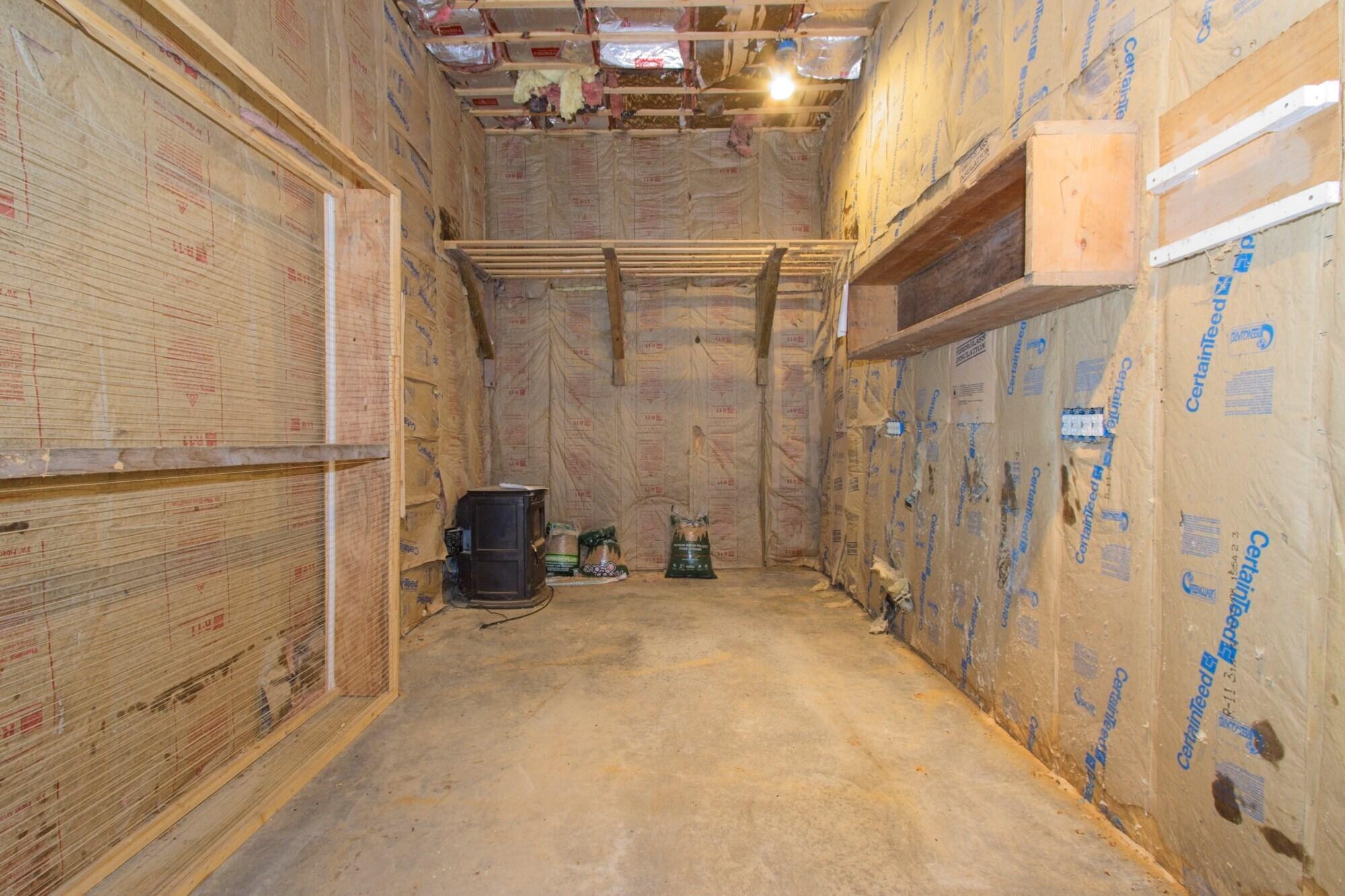 220 W Andrews Hill Road Property Photo 36