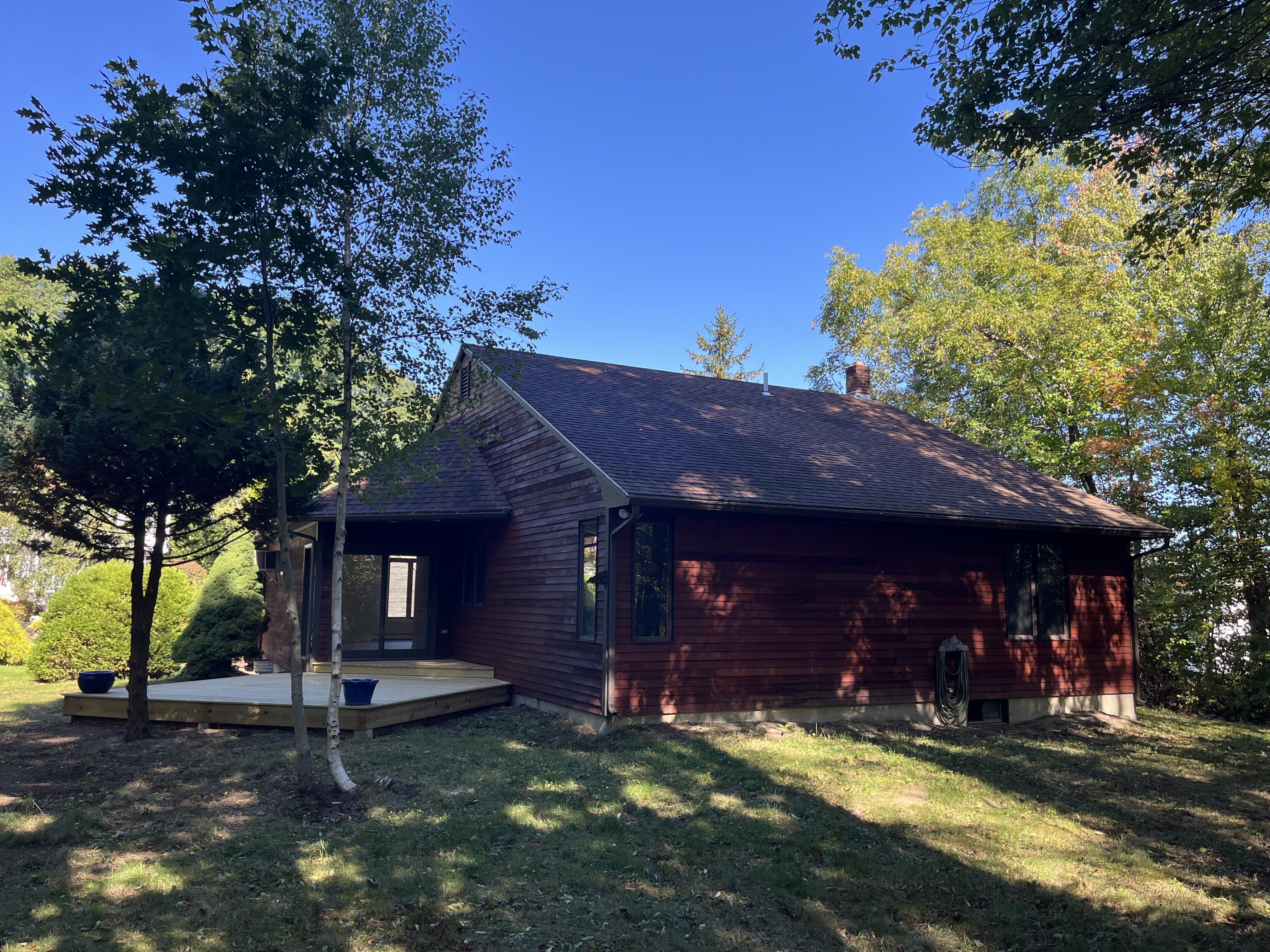 48 Hilltop Avenue Property Photo 4