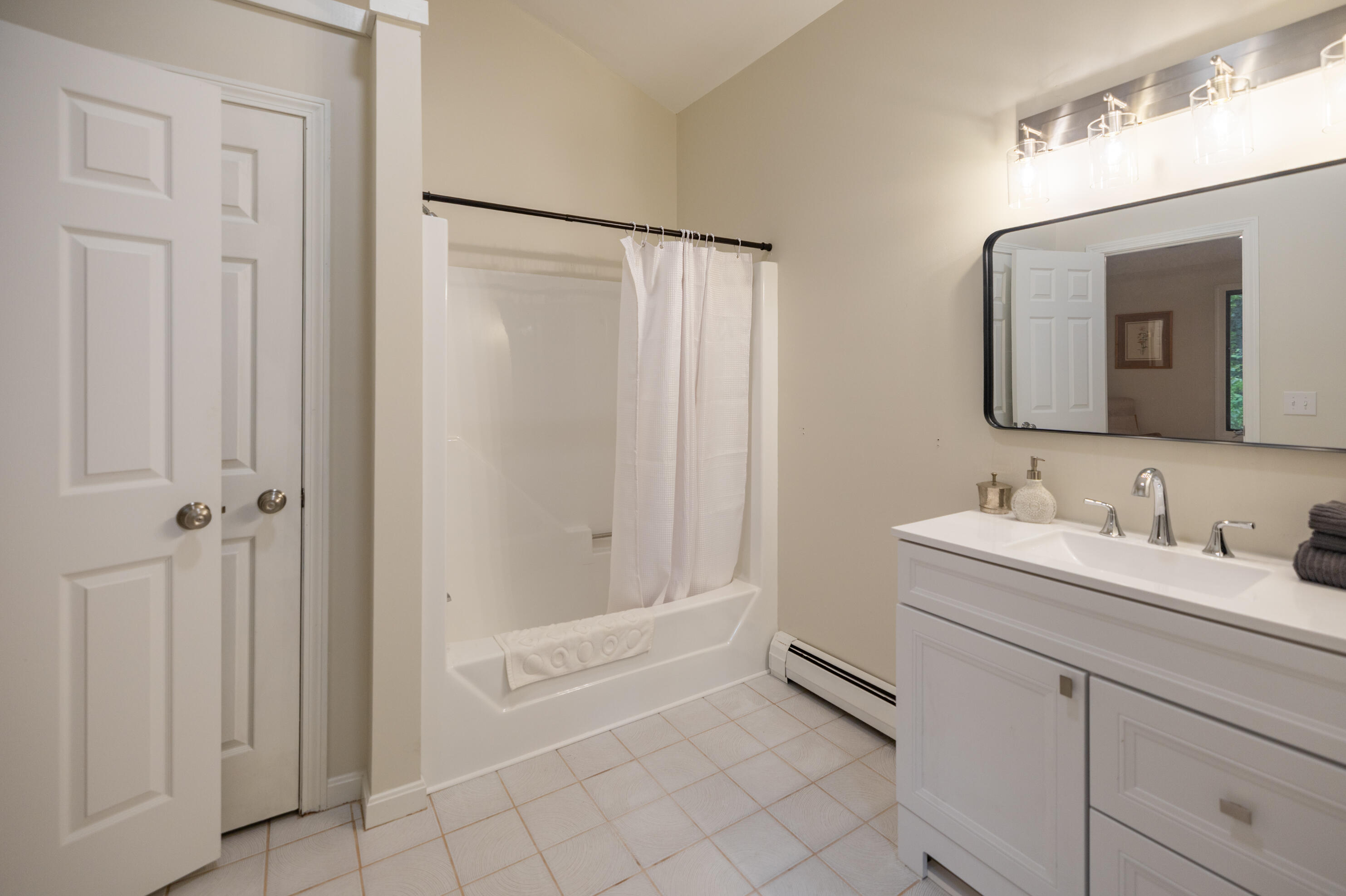 48 Hilltop Avenue Property Photo 12