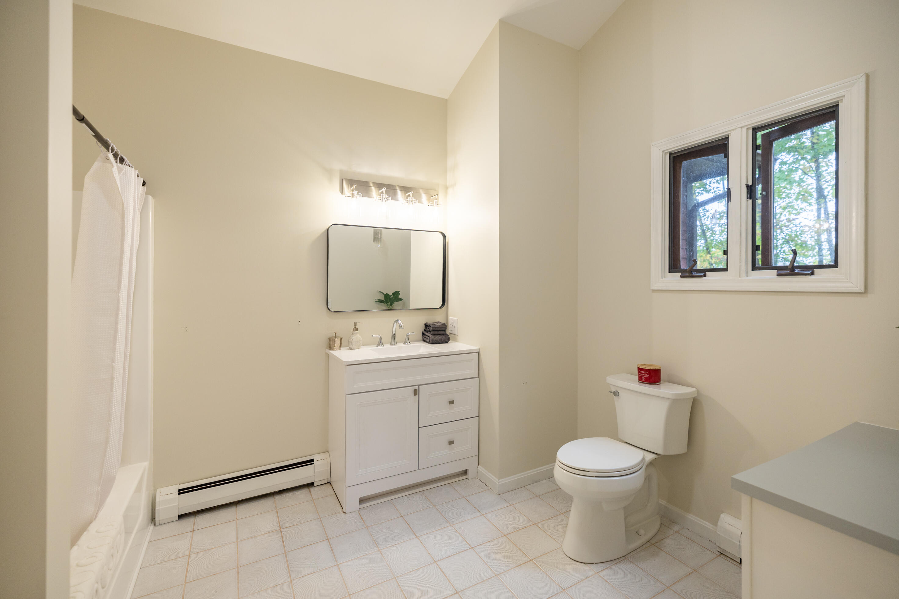 48 Hilltop Avenue Property Photo 13