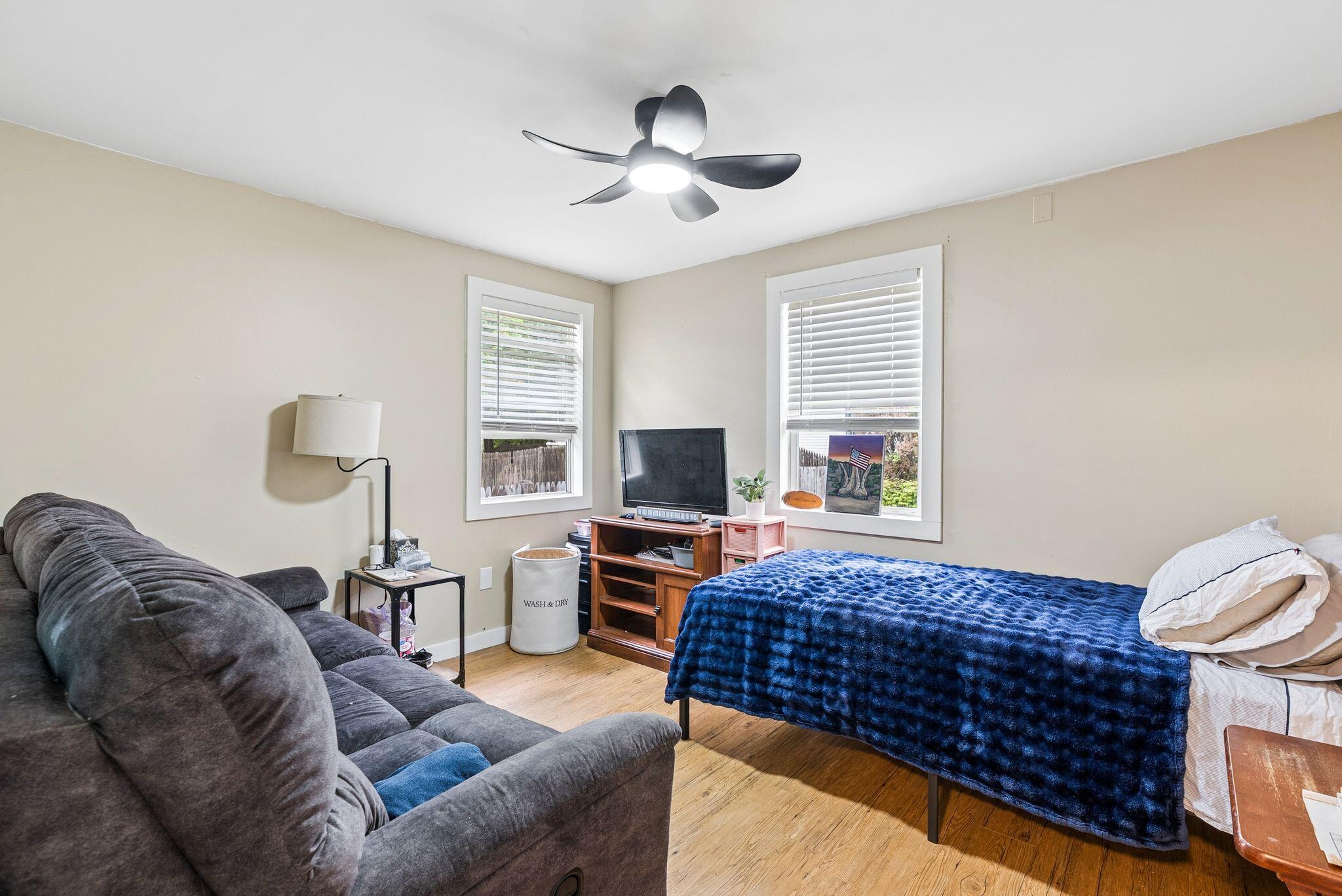 11 Garden Street Property Photo 17