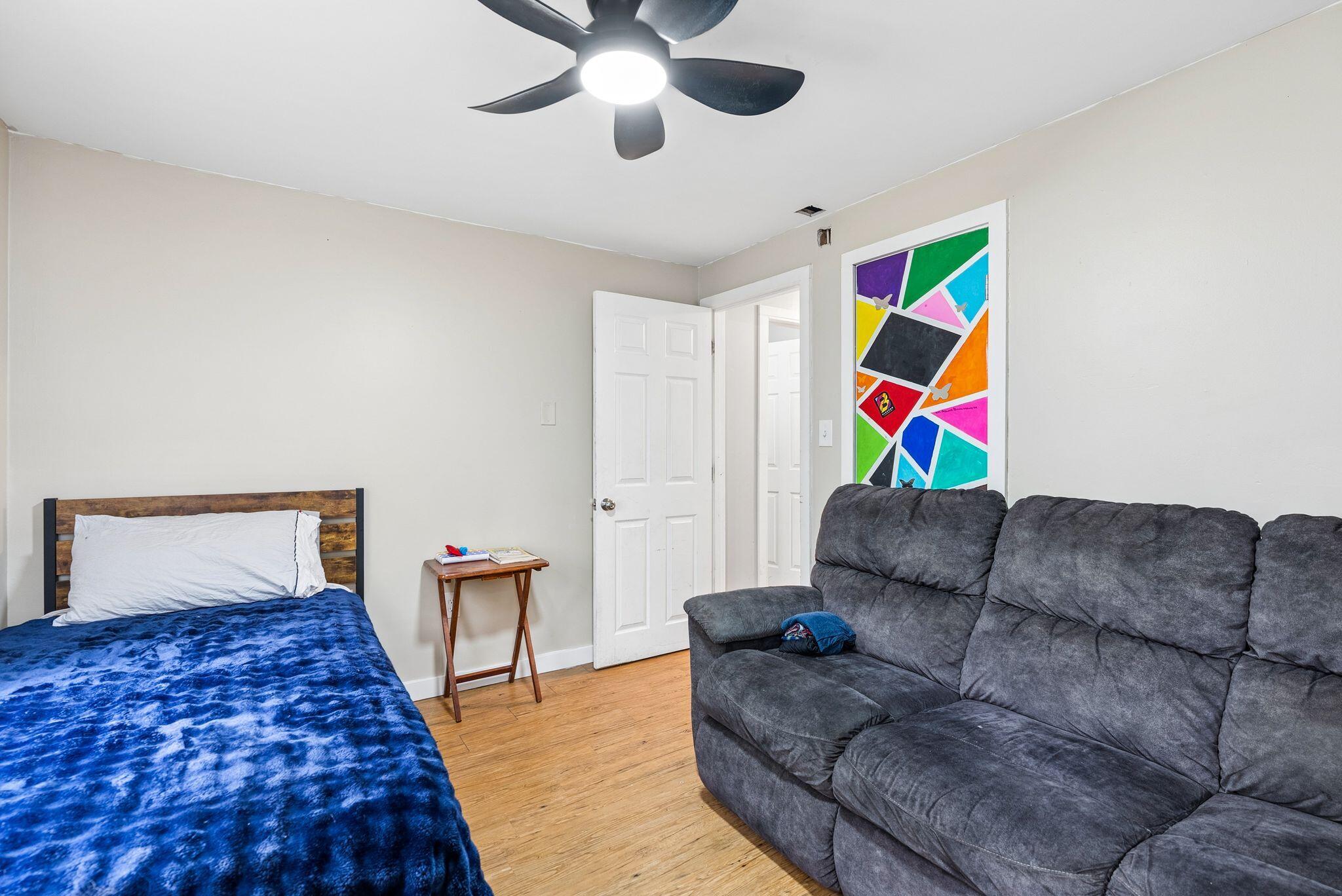 11 Garden Street Property Photo 18