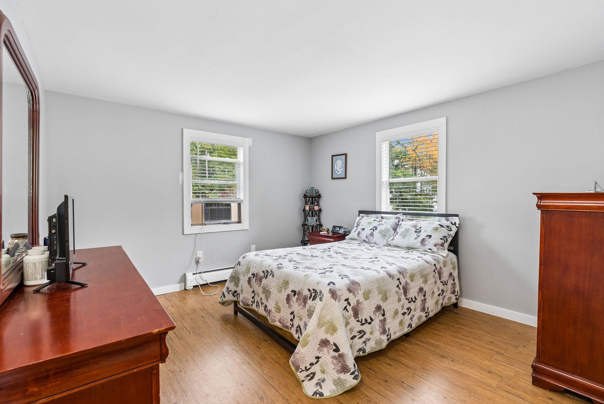 11 Garden Street Property Photo 19
