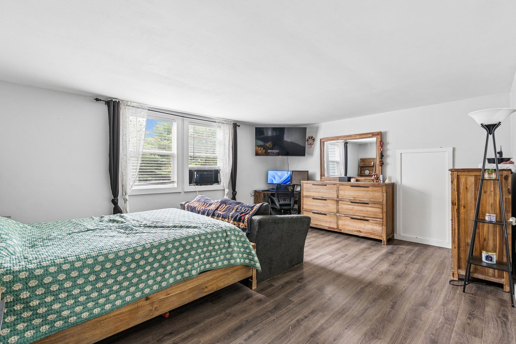 11 Garden Street Property Photo 26