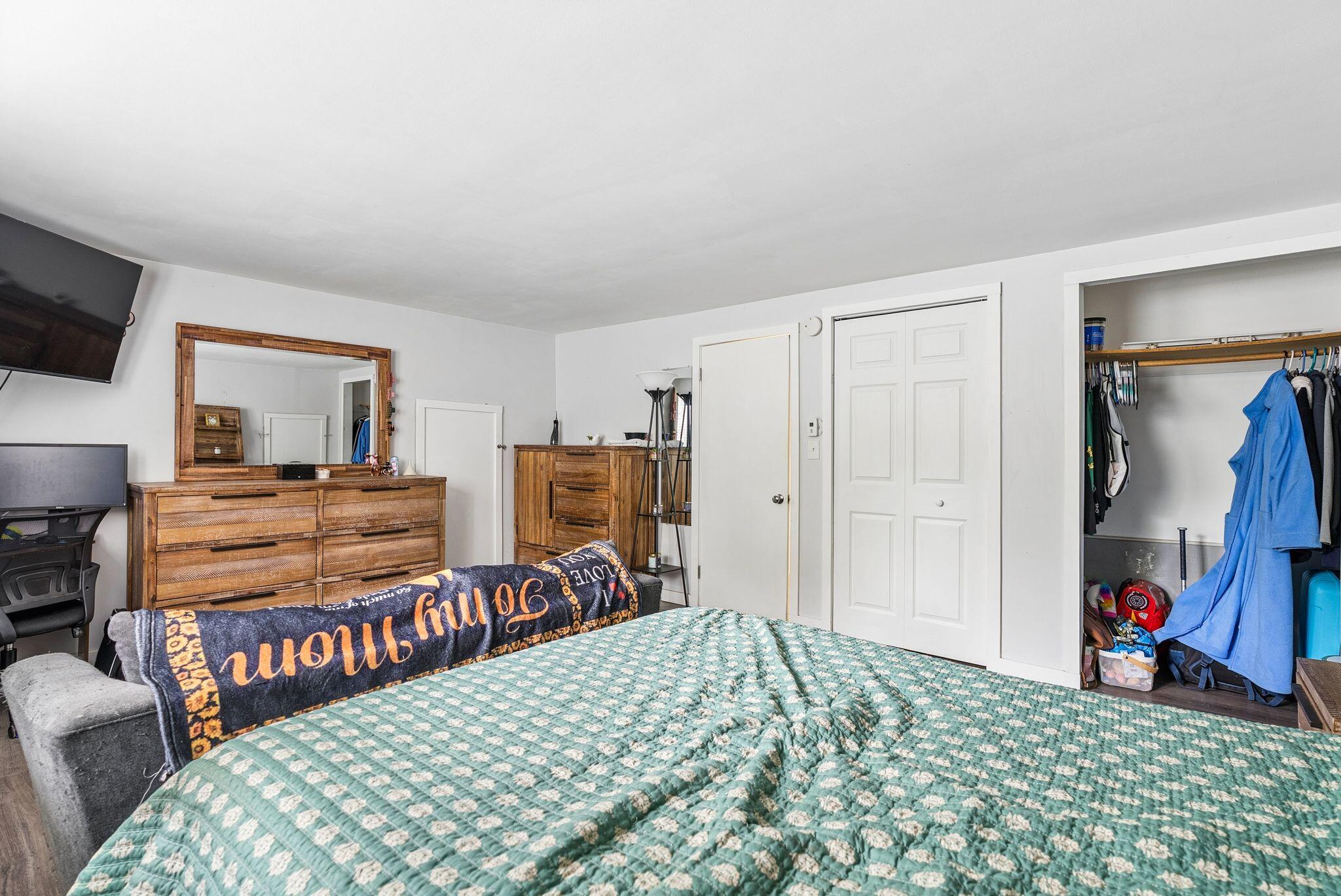 11 Garden Street Property Photo 28