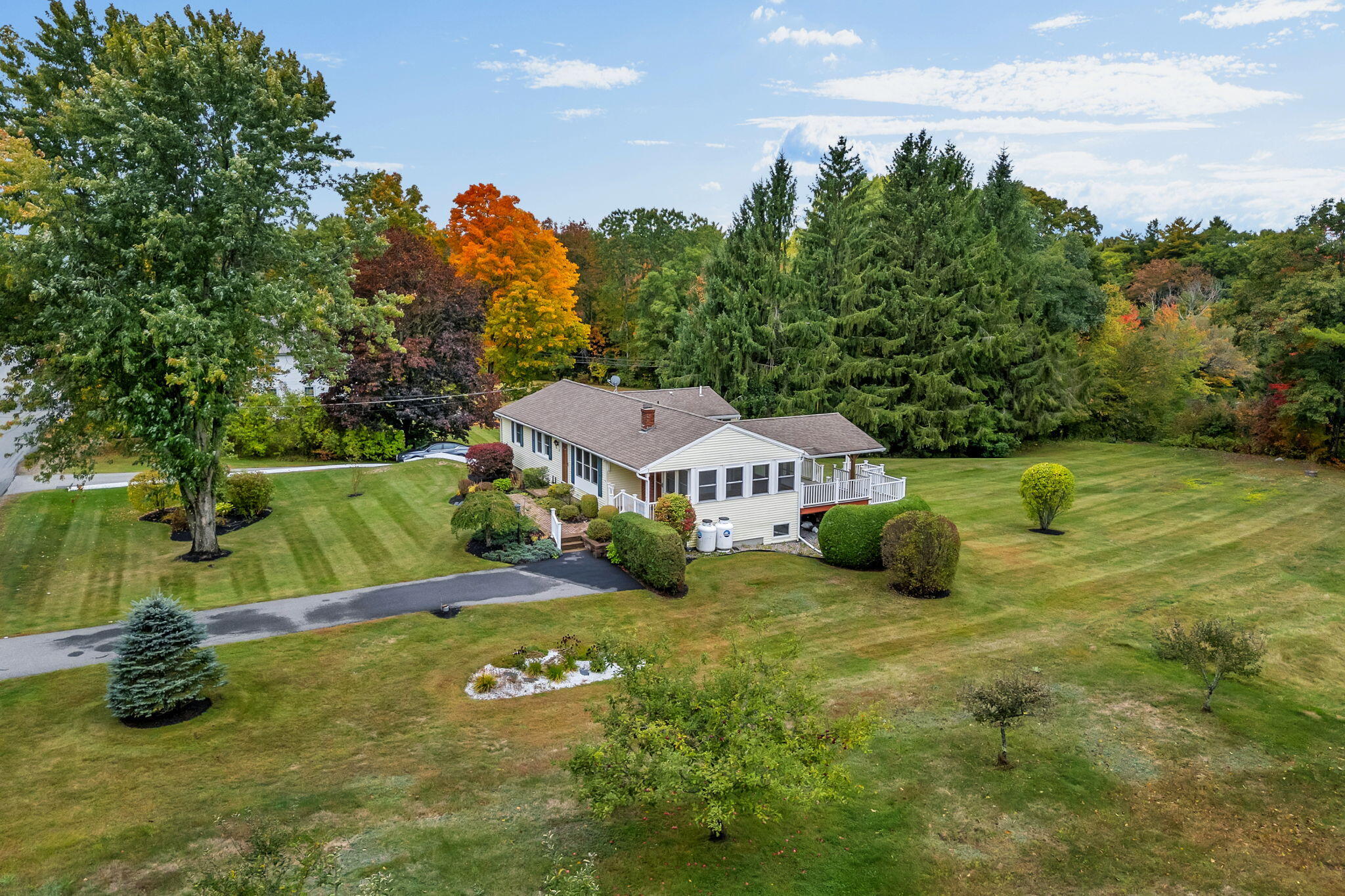10 West Road Property Photo 3