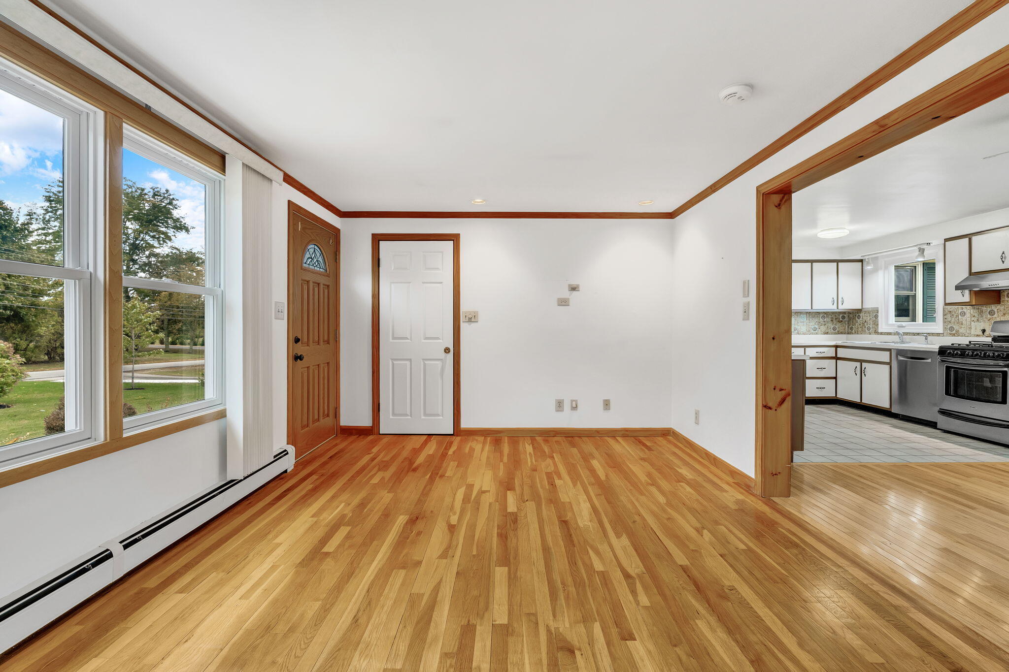 10 West Road Property Photo 12
