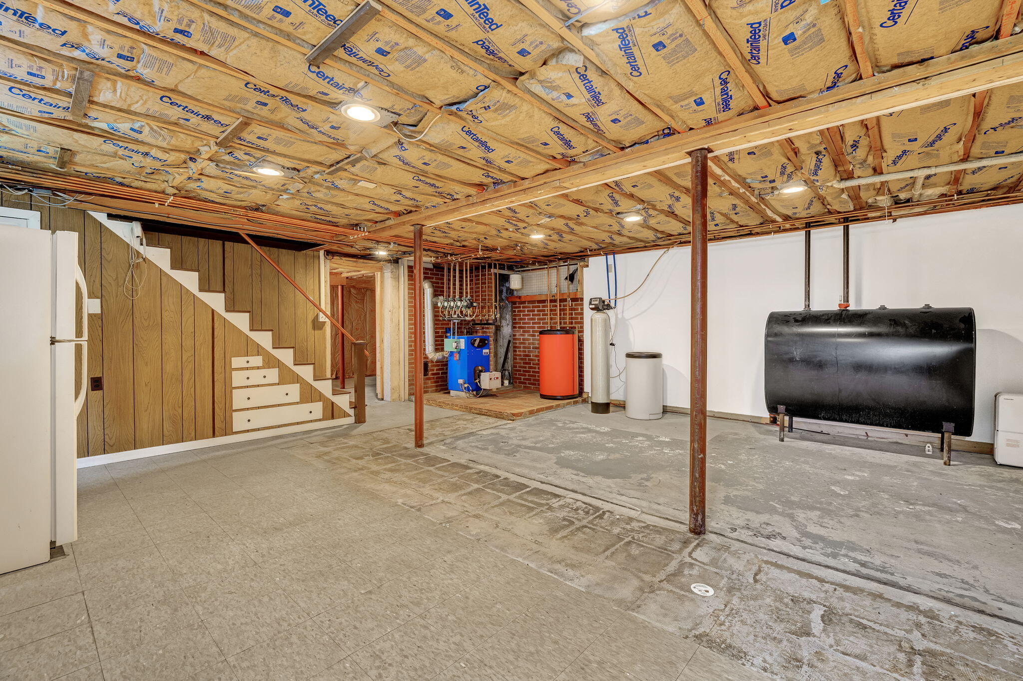 10 West Road Property Photo 45