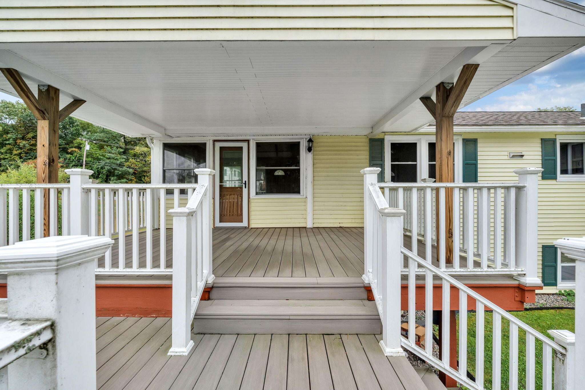 10 West Road Property Photo 53