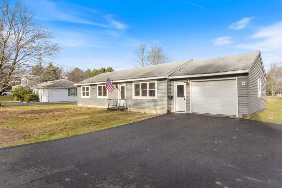 183 Bradley Street Property Photo 1